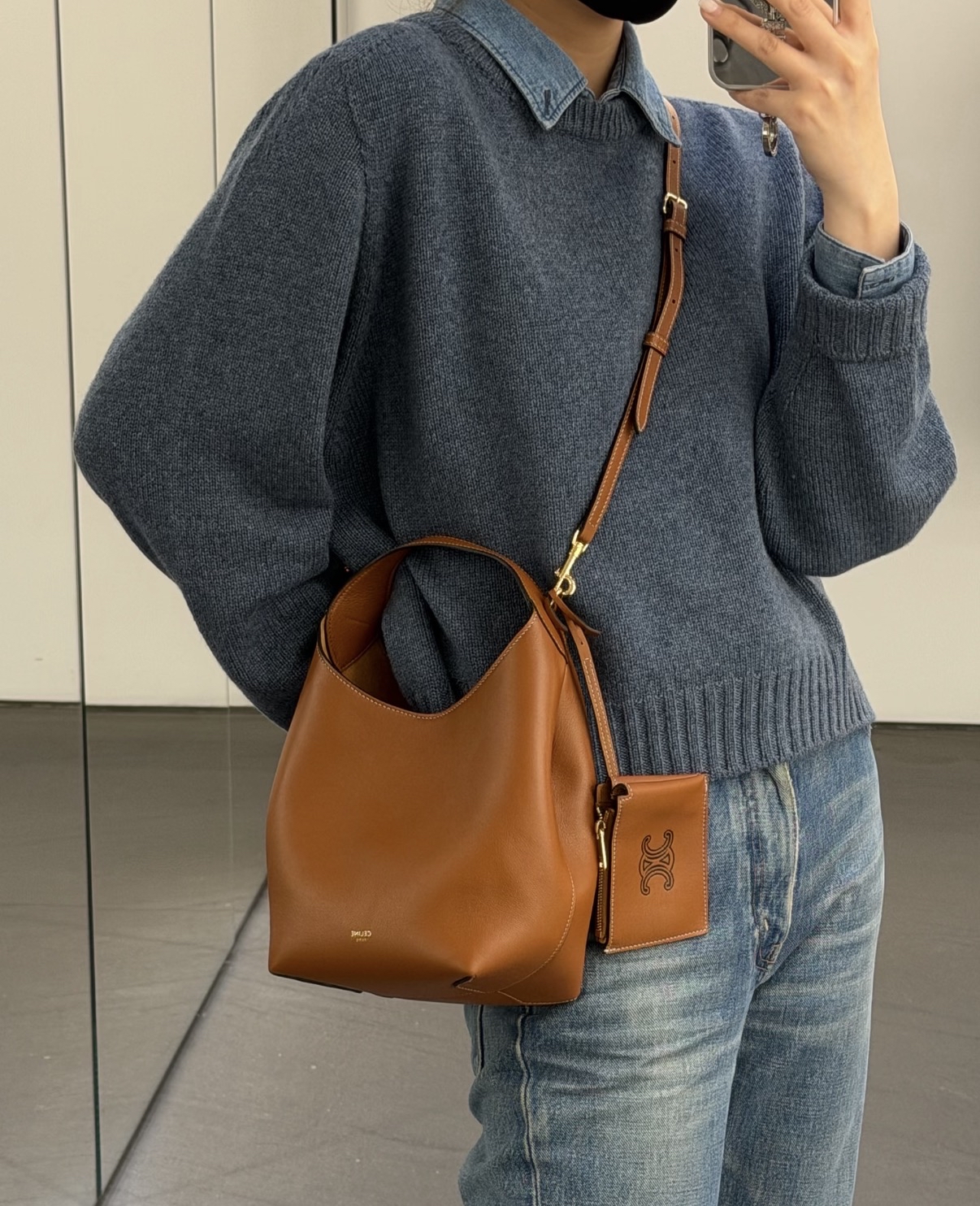 指定貨品優惠✨訂貨📮Celine small hobo  Size 31x18x6cm 跟可調節肩帶