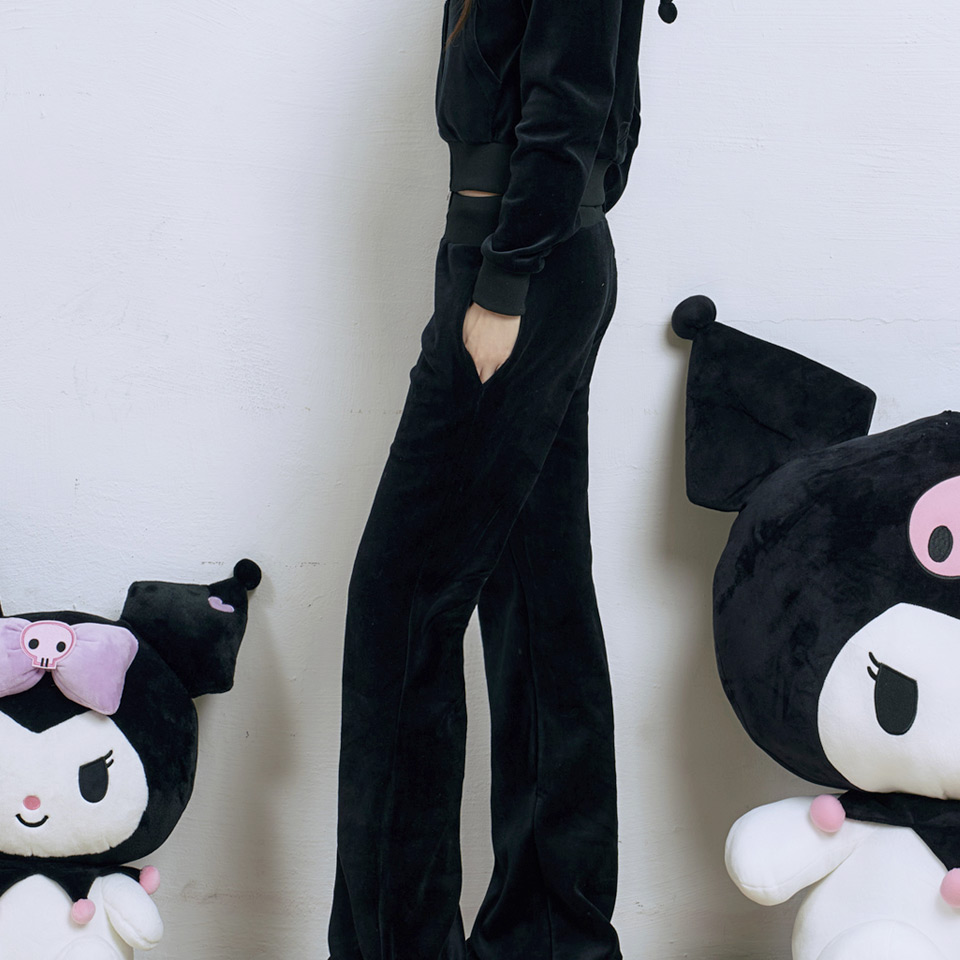 Venhit x Kuromi Velour Bootcut Pants Black