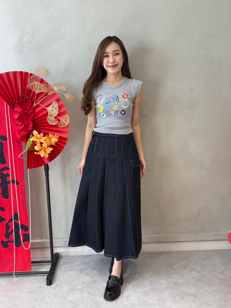 A-S601192 Pleated Side Pocket Denim Skirt