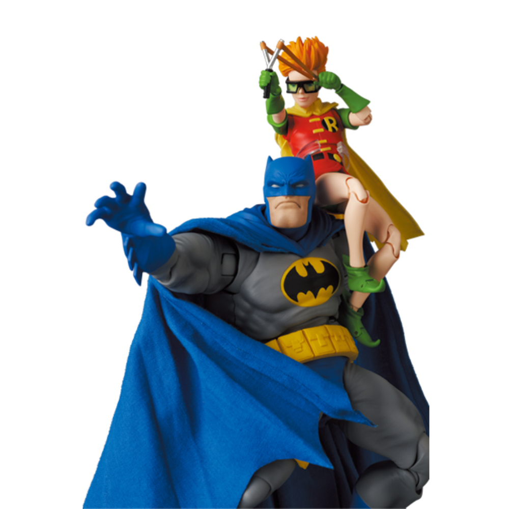 MAFEX Dark Knight Returns Batman & Robin