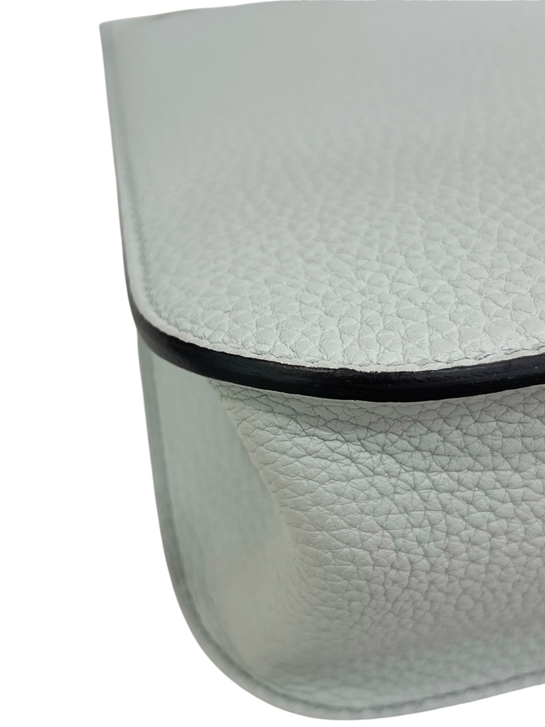 Pre-Owned HERMÉS Halzan 25 Stamp B / Product Code: 061510