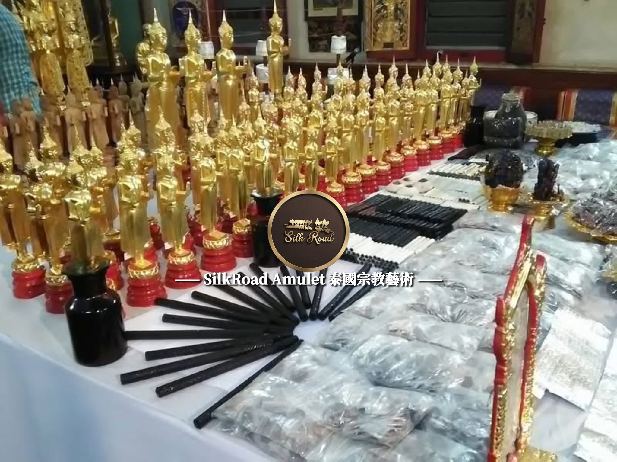 龍婆披贊  佛曆2560  太陽神力泥  帕猜屈  小模  藥師佛｜附光學級高透防水殼