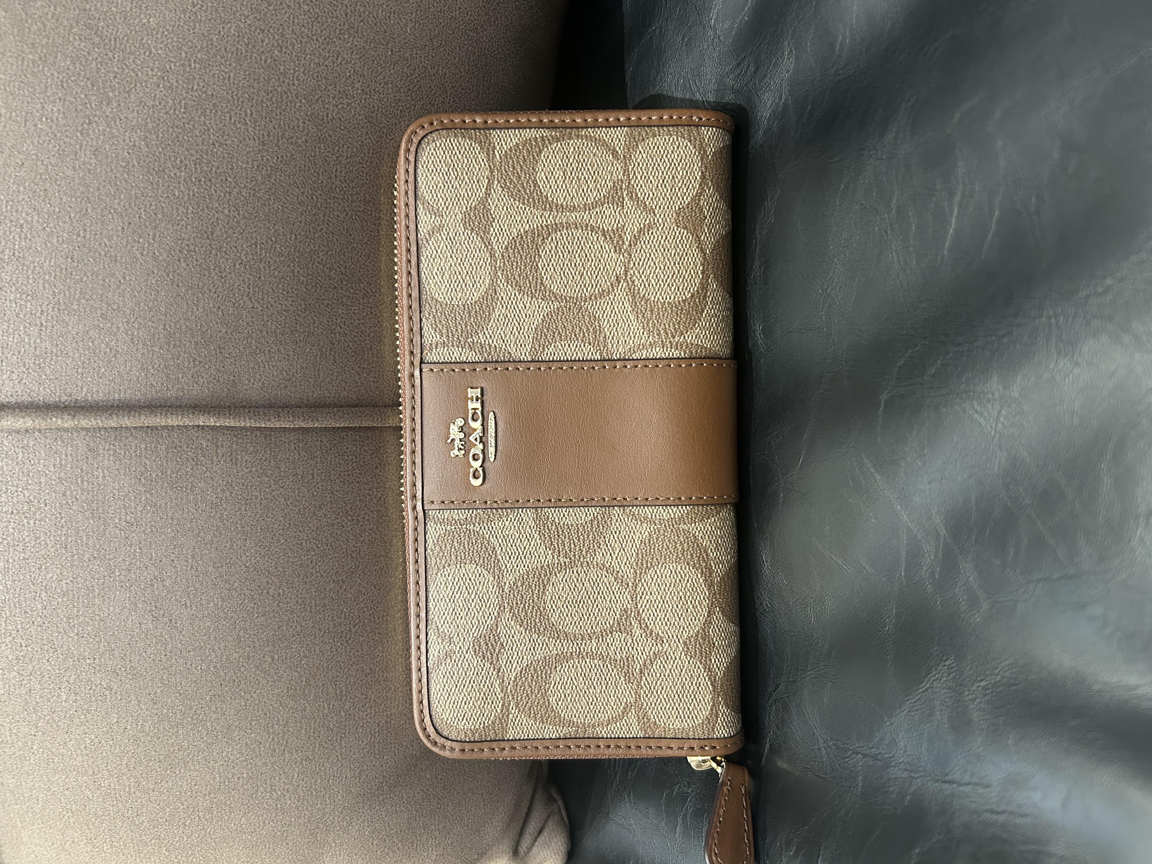 Coach Long Zip Around Wallet in signature canvas 100% Authentic, 99%New
