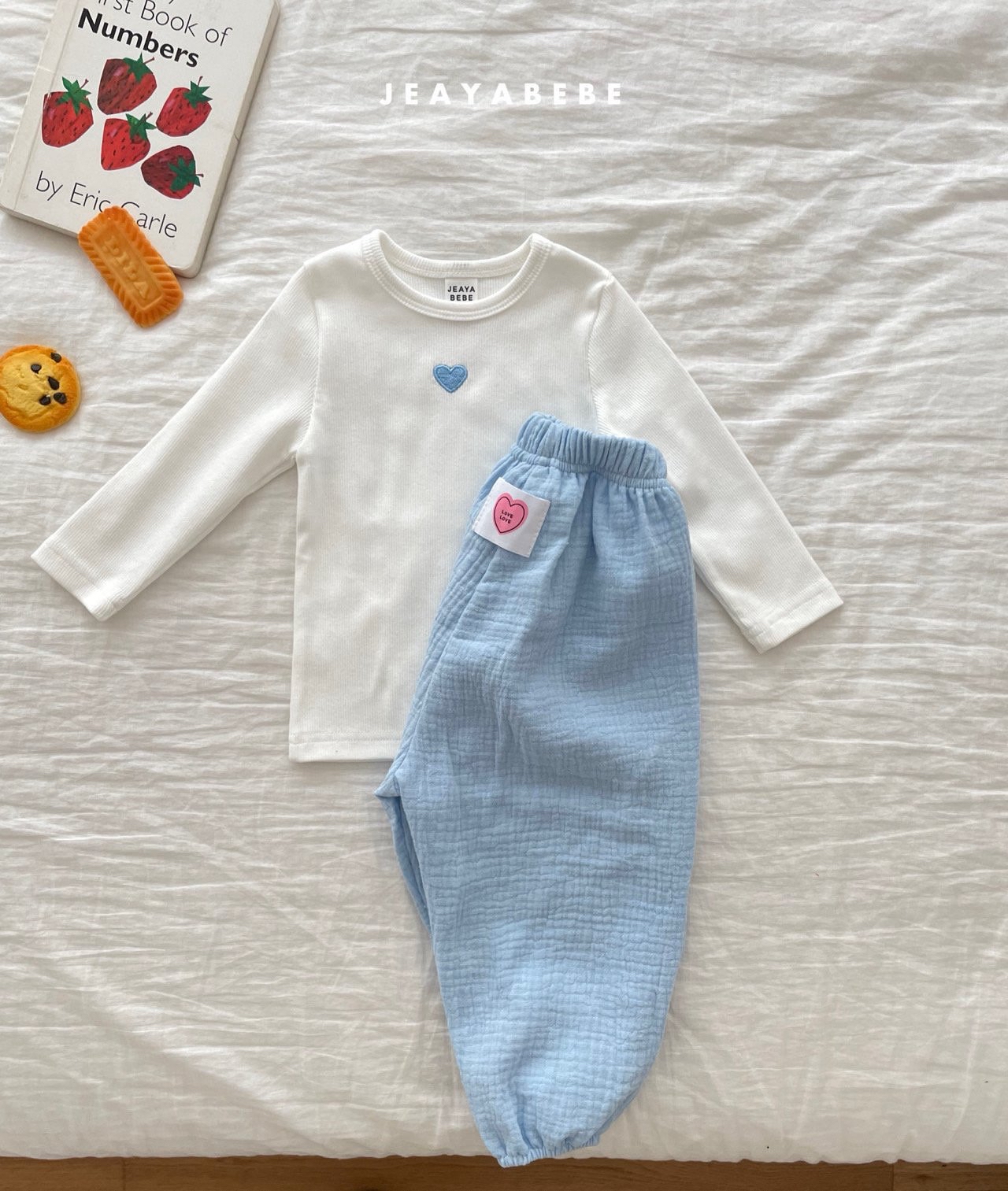 🇰🇷Jeayabebe set (tee+pants)