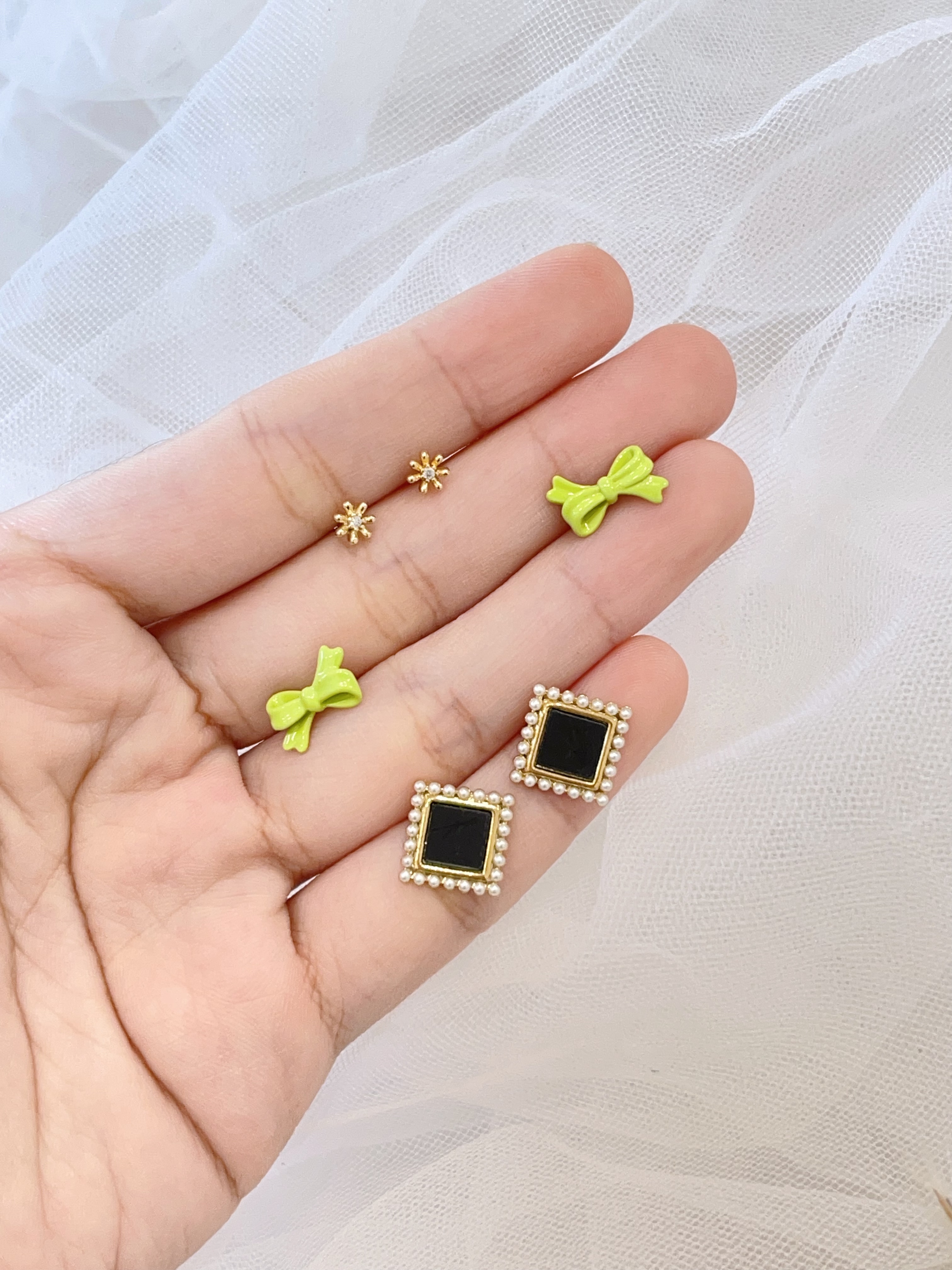 方形珍珠边框蝴蝶结耳环套装