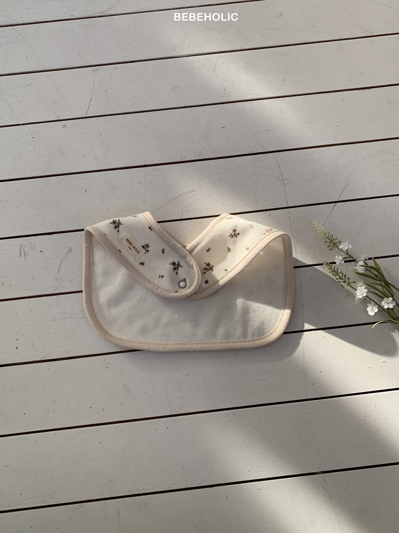 🌸預訂 韓國直送🌸🇰🇷BEBEHOLIC三色標籤碎花圍兜