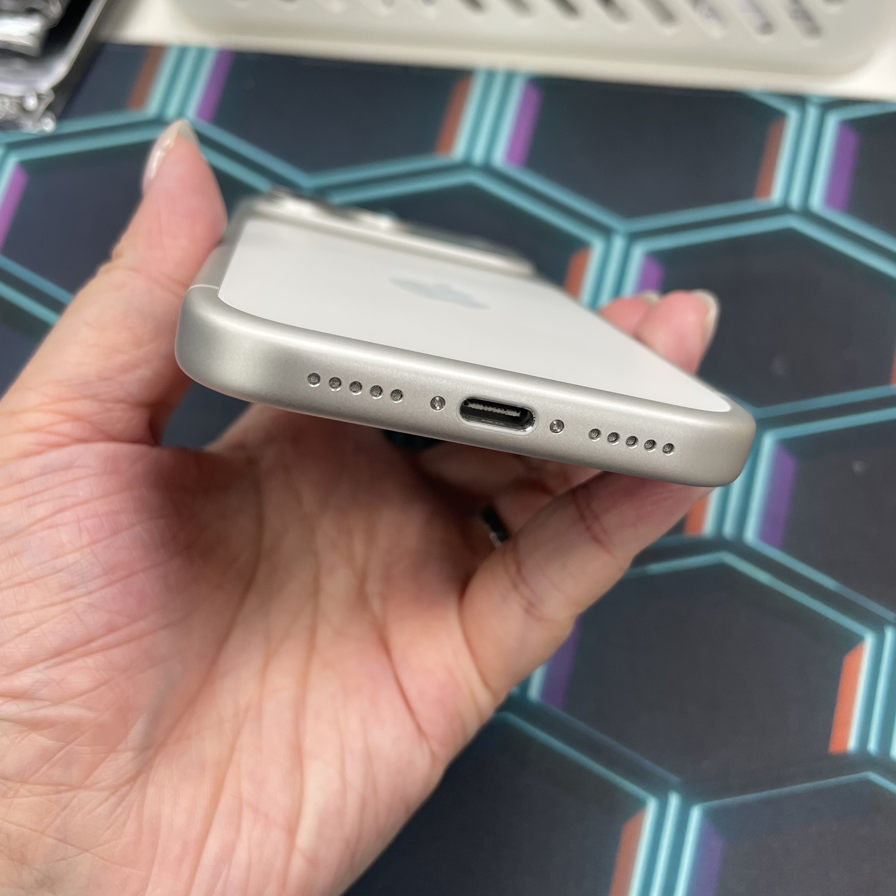 *6610 17 Pro 完美機 256GB 電100 銀色 sliver