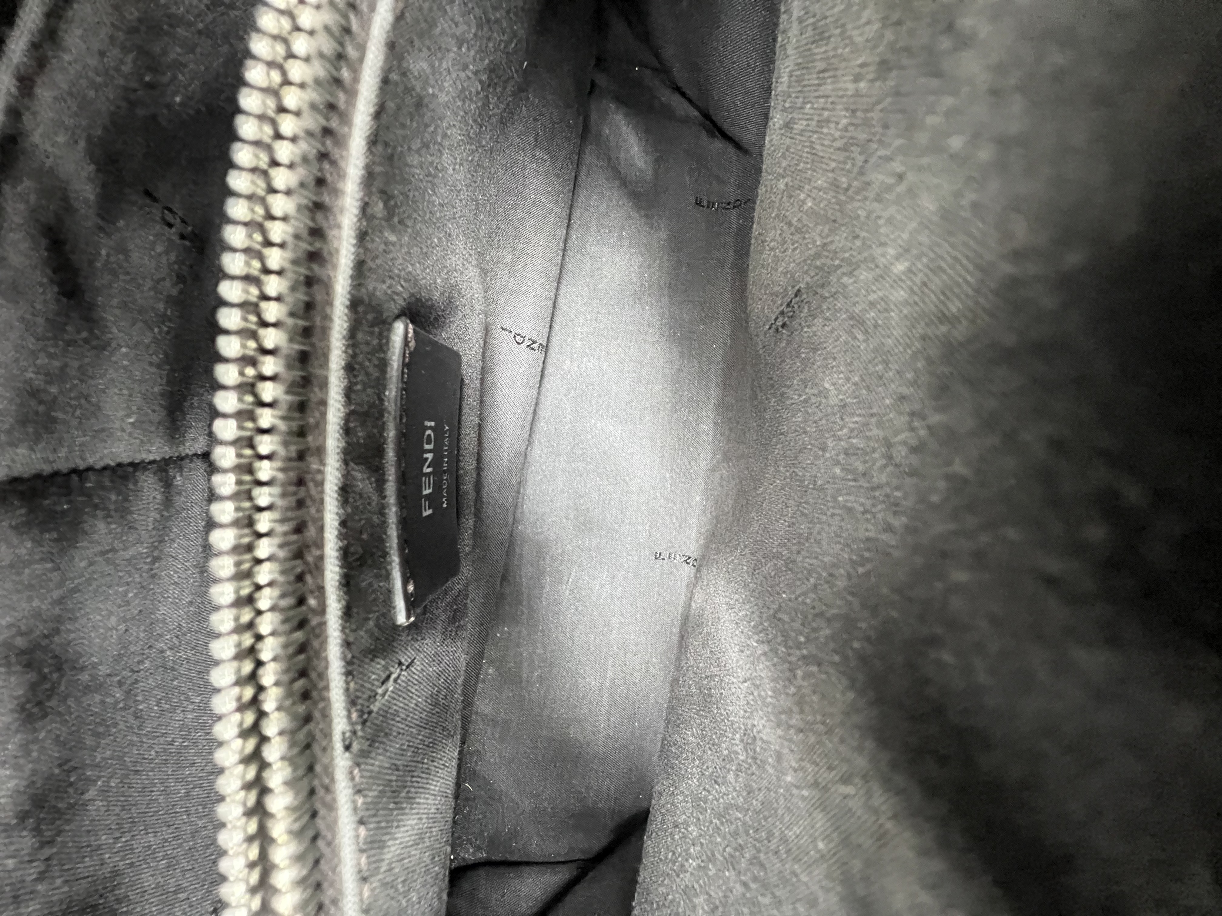 Pre-Owned FENDI By The Way / Product Code: 26041403