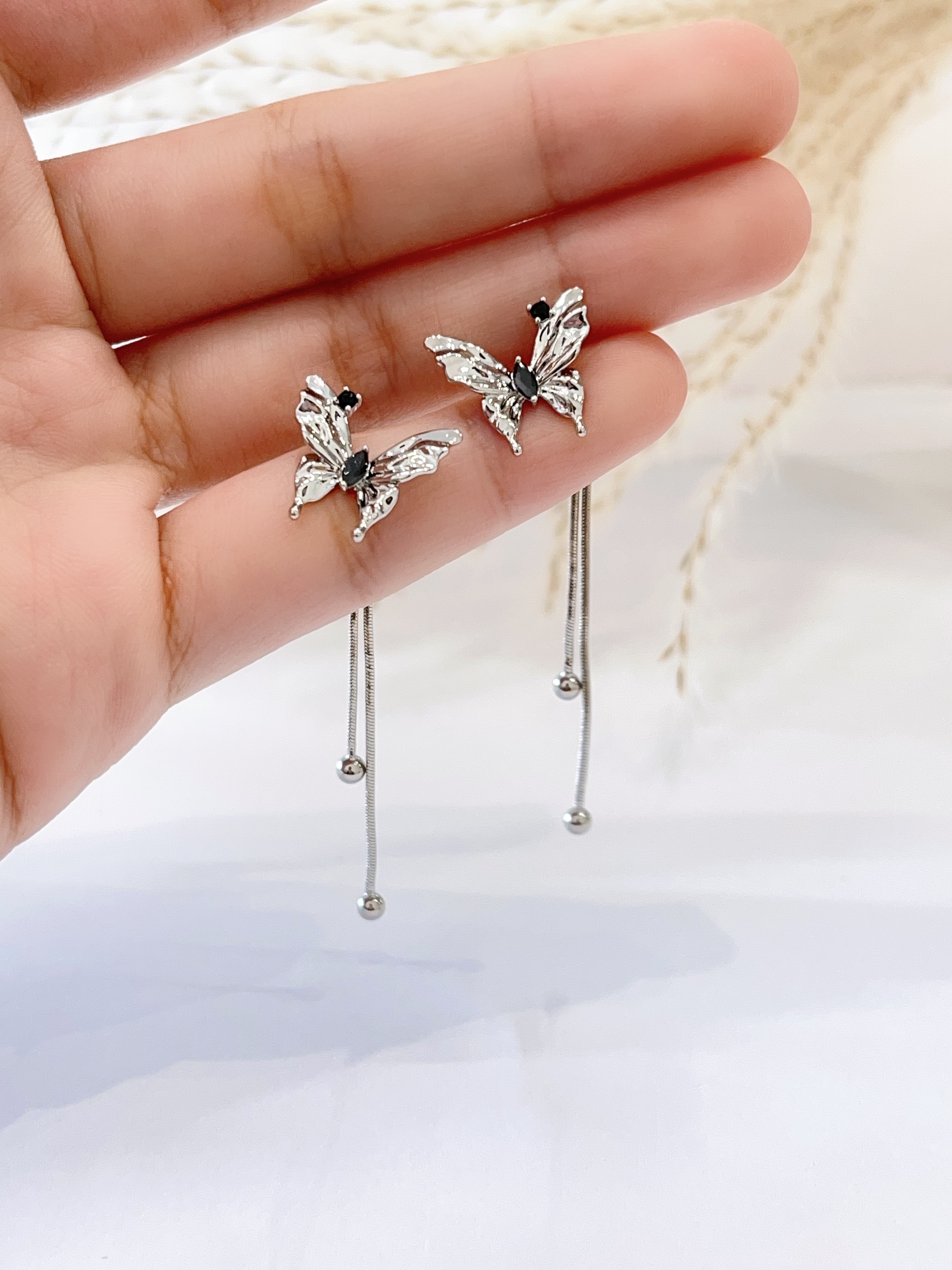 两戴式蝴蝶流苏耳环