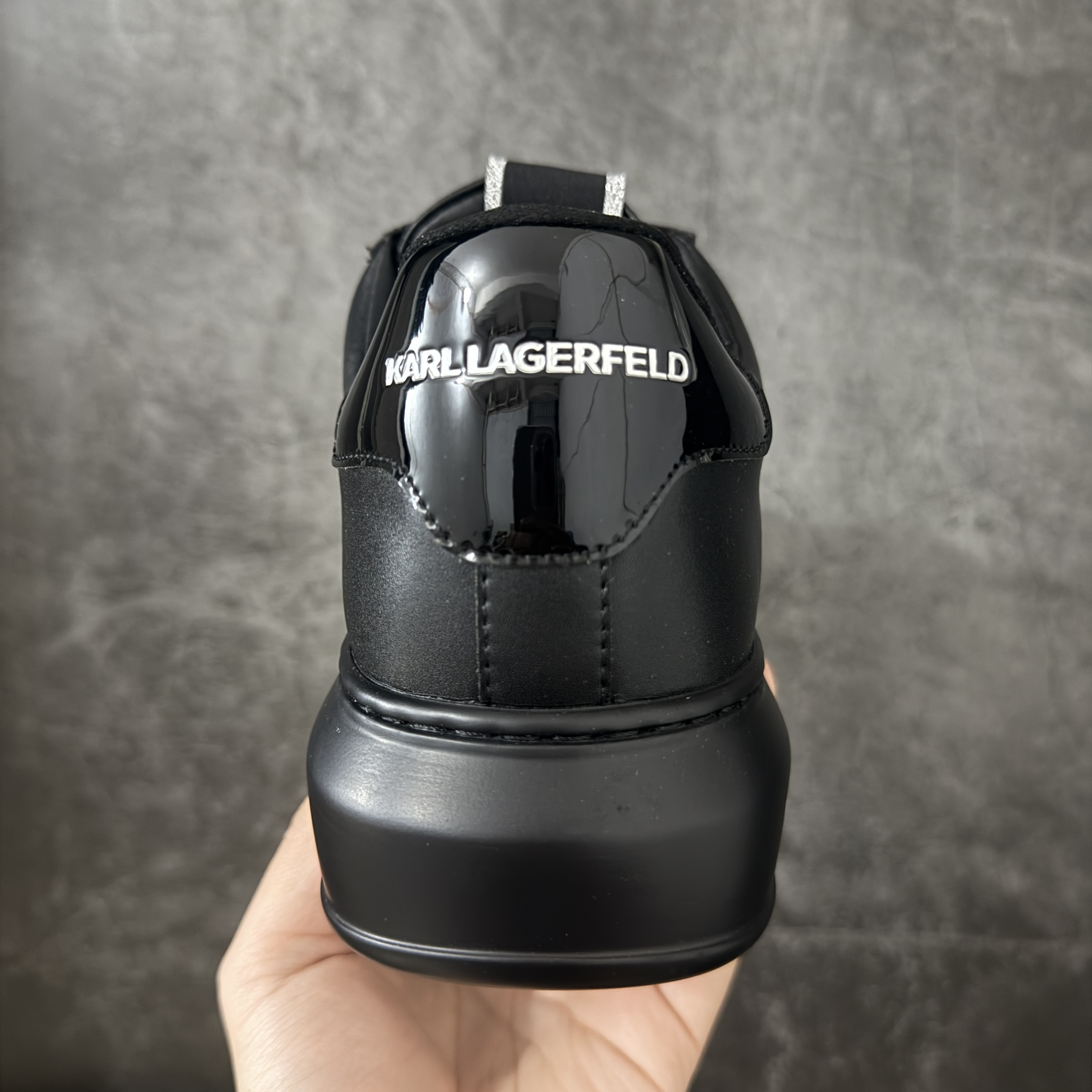 Karl Lagerfeld Kapri Ikonic