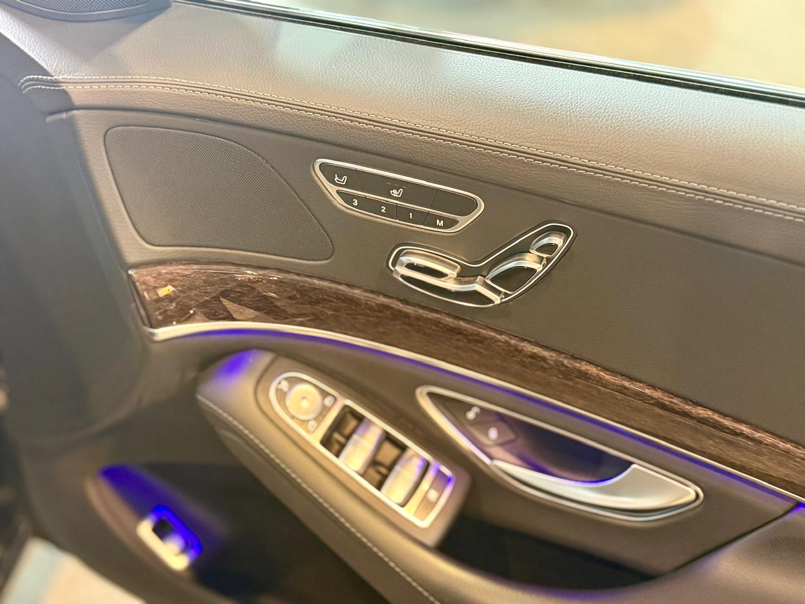 Mercedes-Benz S320 Facelift (V222)