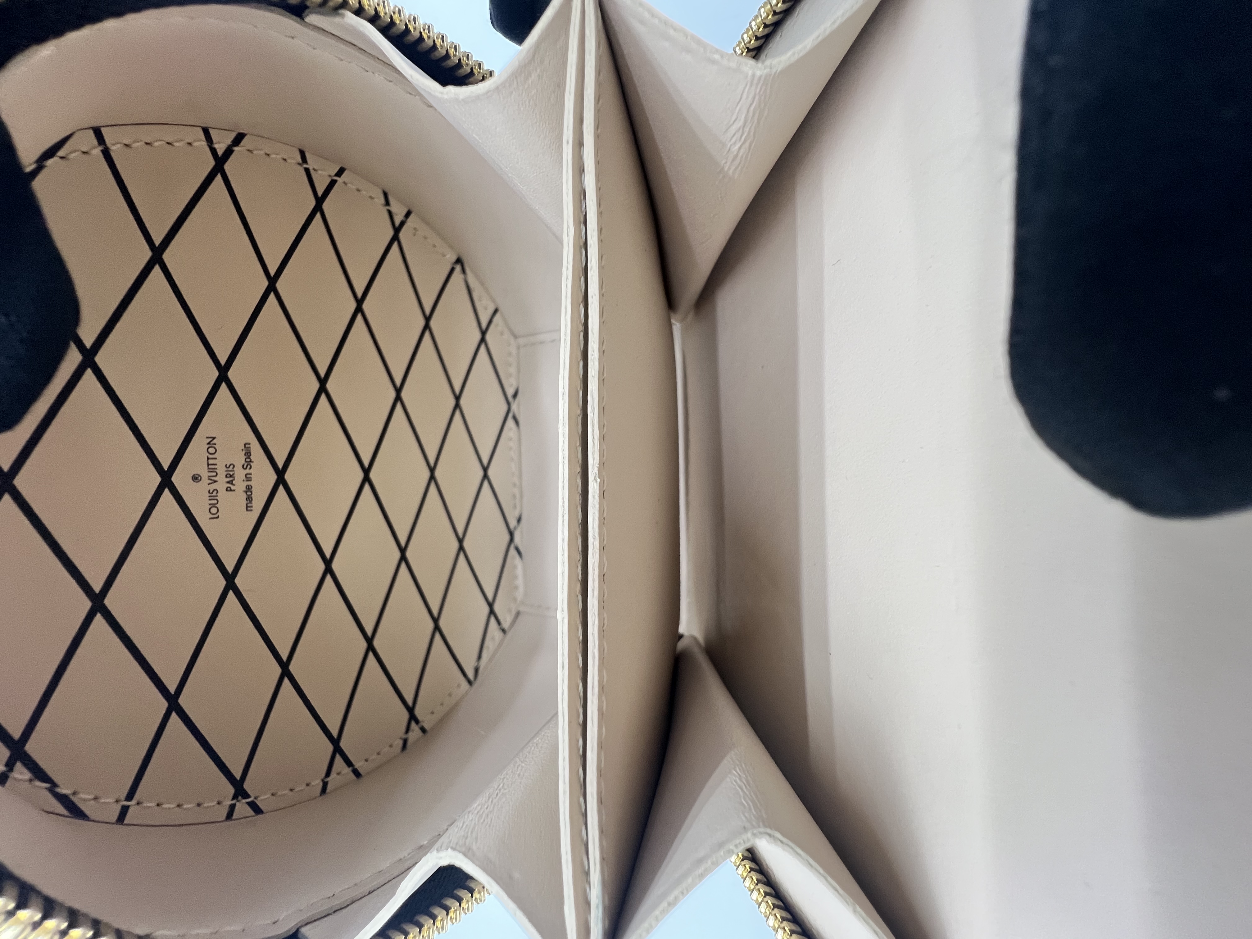 Pre-Owned LV Mini Boite Chapeau / Product Code: 25042203