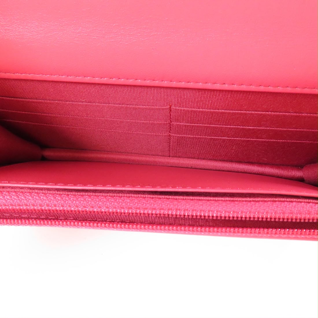 Chanel 19 Wallet on Chain WOC 100%Authentic, 95%new ✅card✅dust bag ✅box 