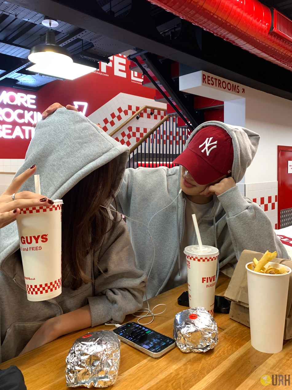 【100%保證韓國直送】韓國品牌原創：經典必備雙向拉鍊連帽外套 [2 color] RL114588