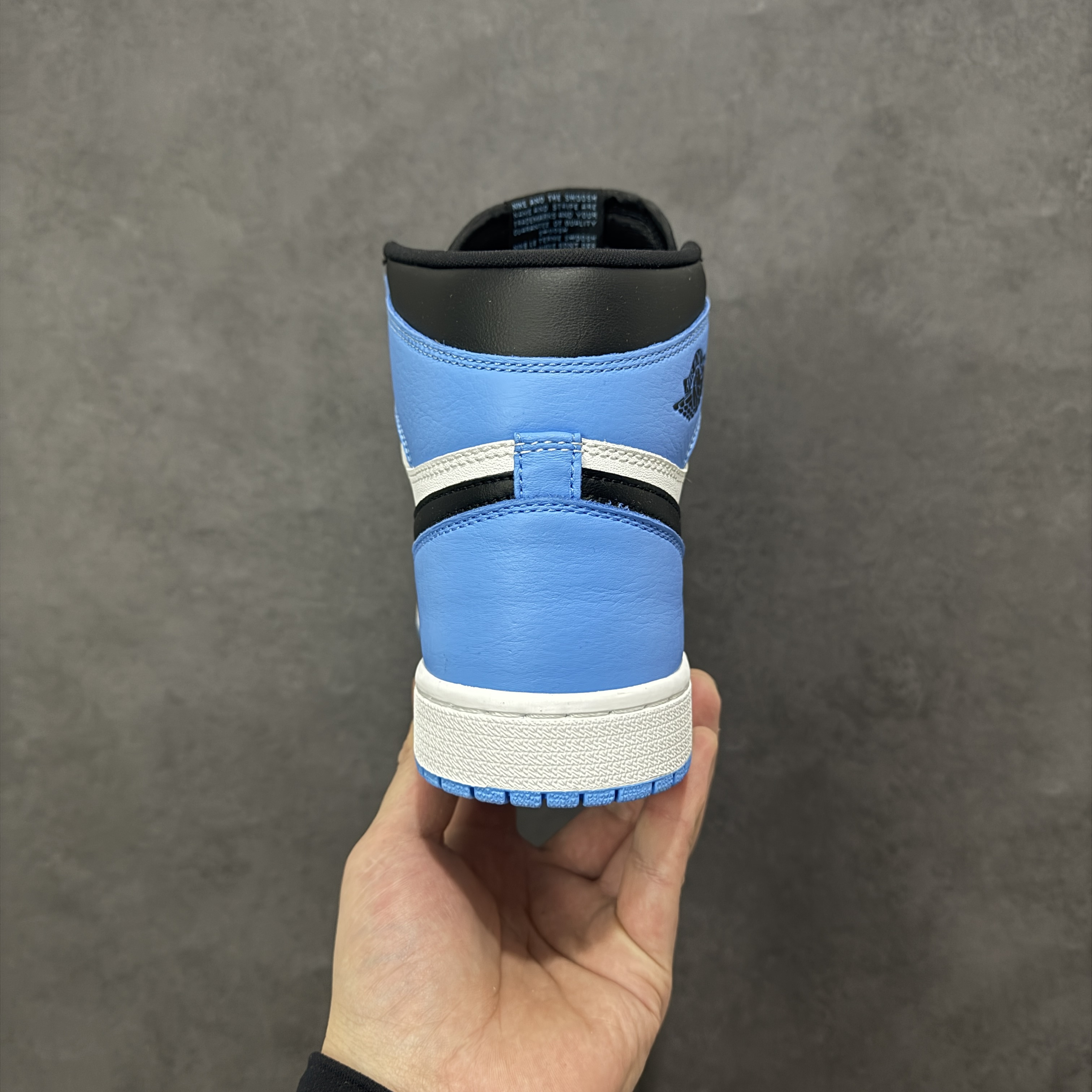 Nike Air Jordan 1 Retro High OG DZ5485-400