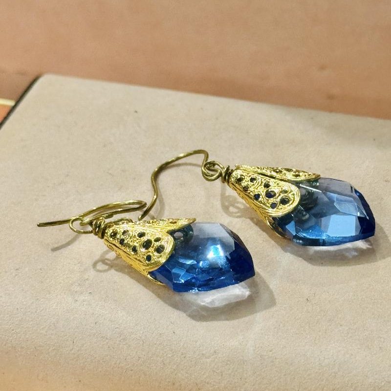 Vintage Recomposed Blue Faceted Glass Hook Earrings (C034)