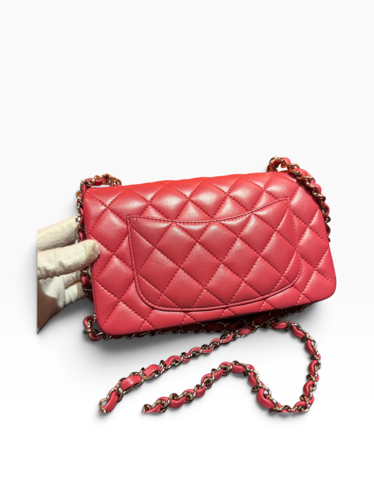 Pre owned chanel 20 cm A10302