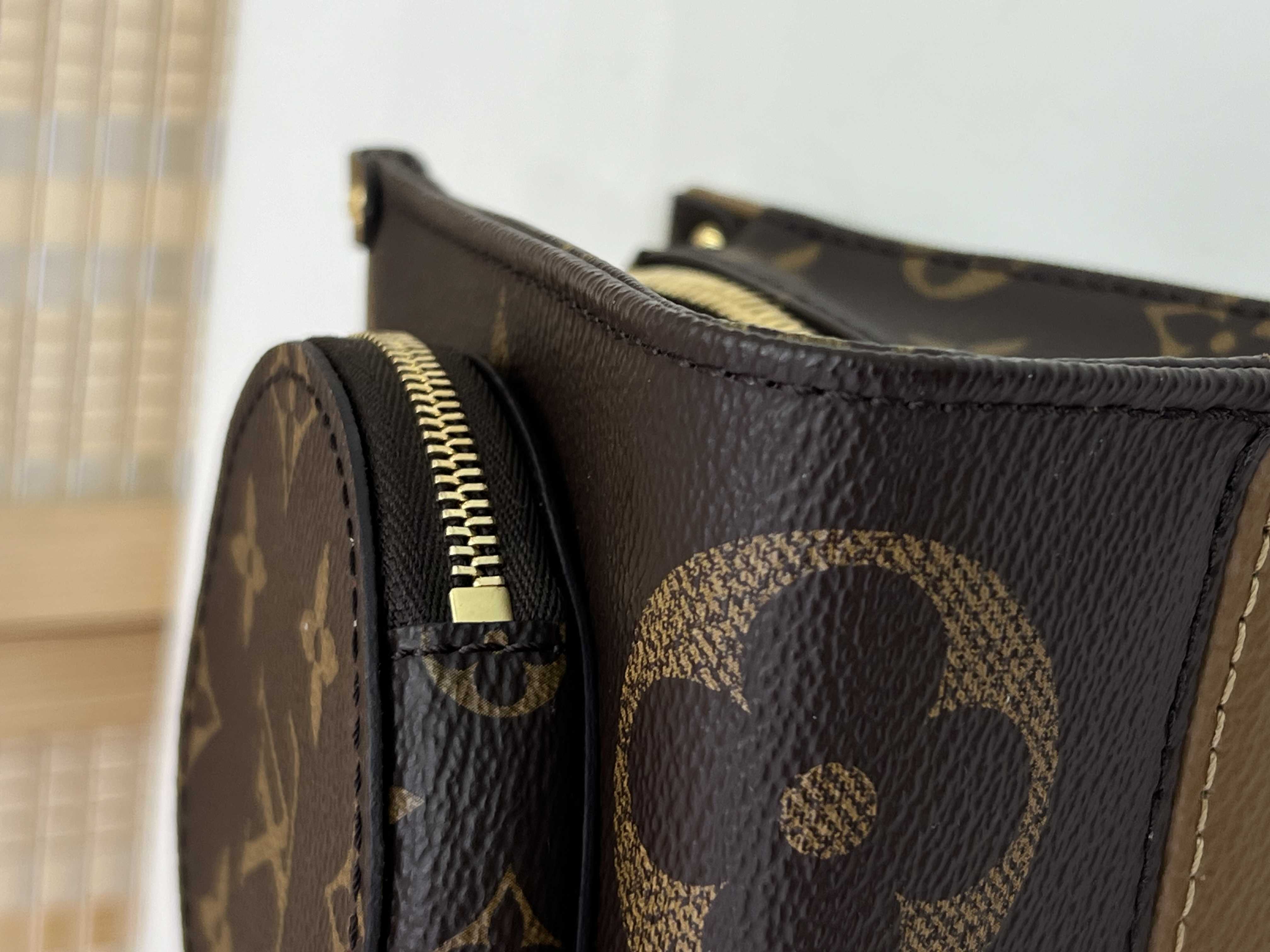 直播貨品 |  [1個-$100 2個-$300］GG52