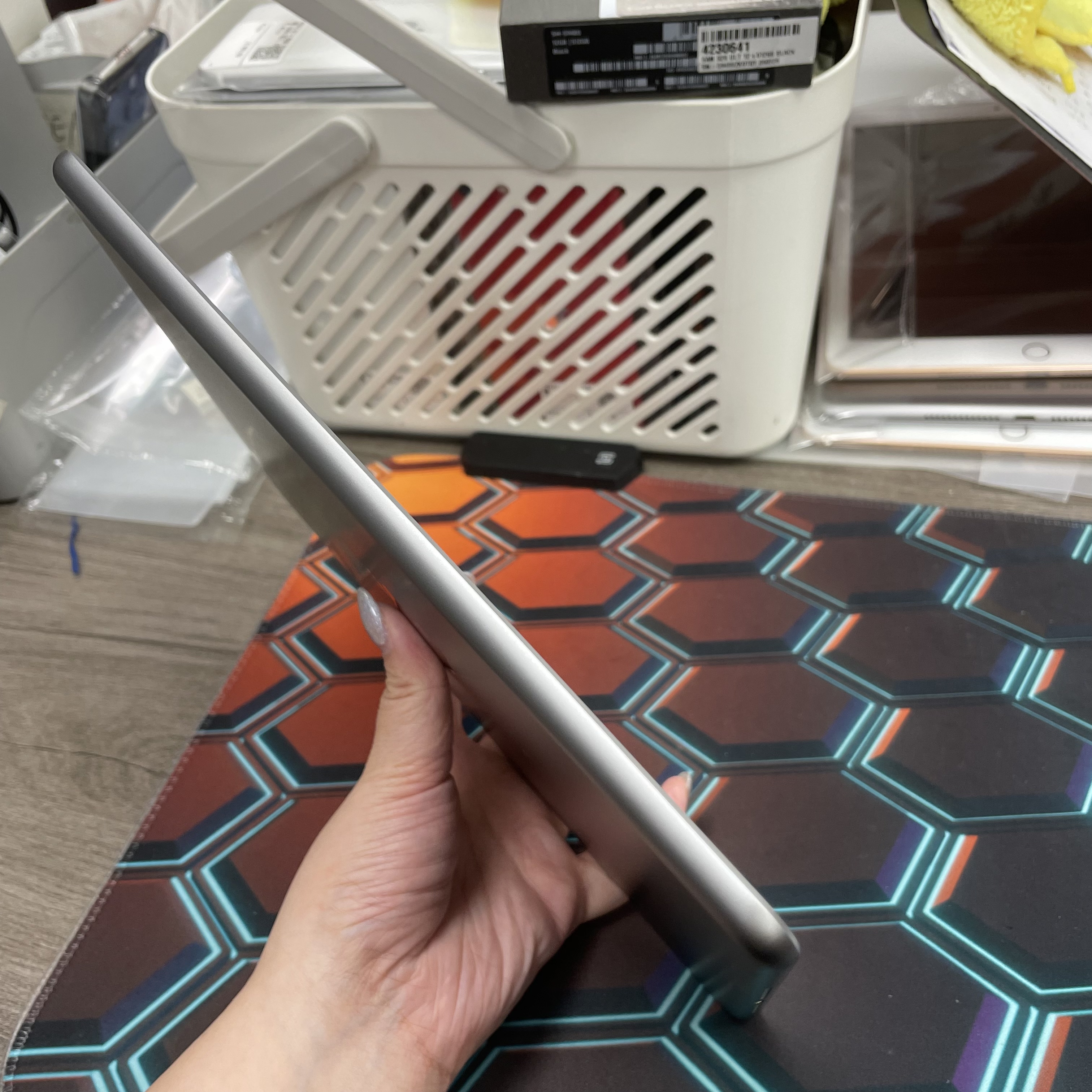 *6954 iPad 6 未使用品 128GB 插卡版 灰色 gray