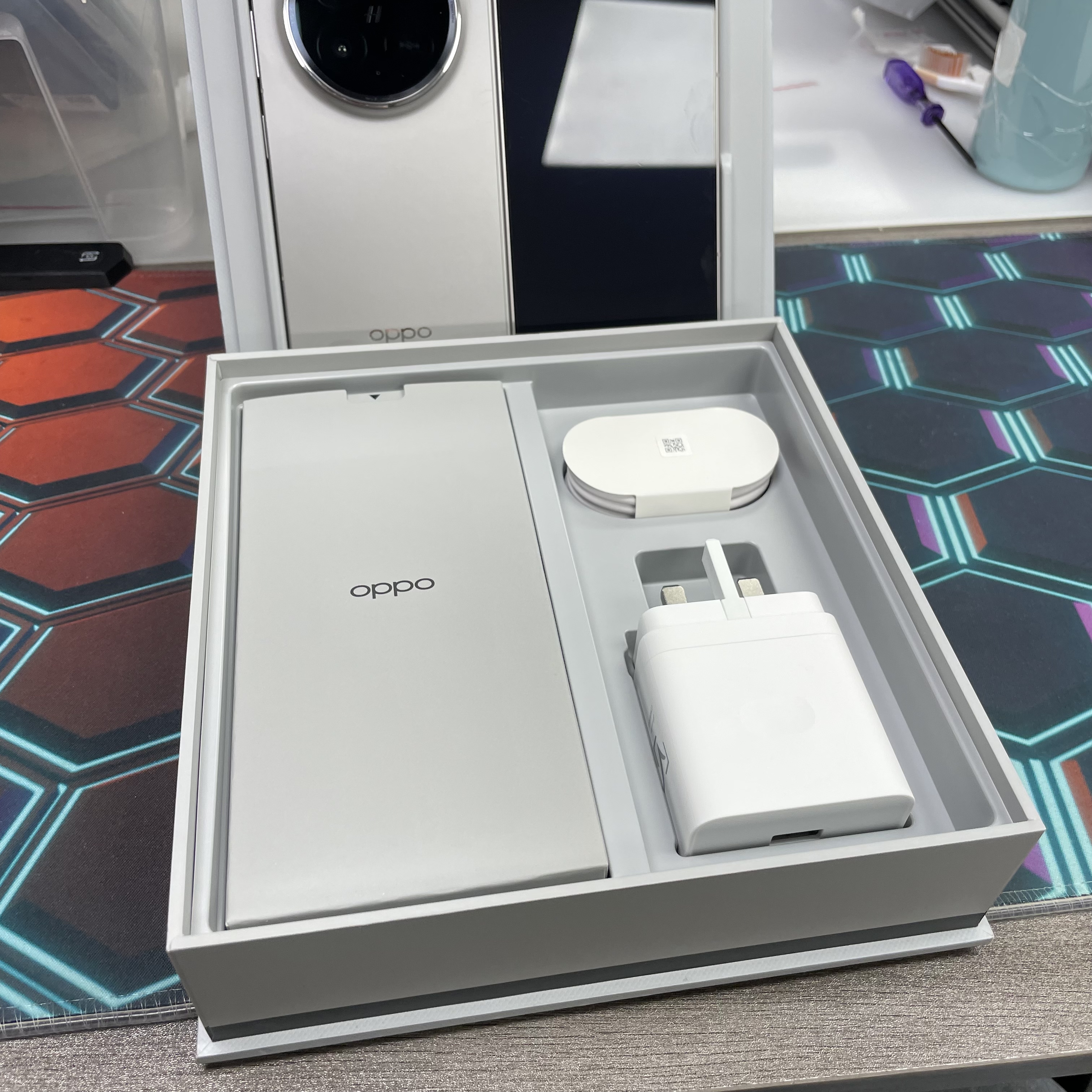 *8155 Oppo Find N6 完美機 16+512GB 灰色 gray