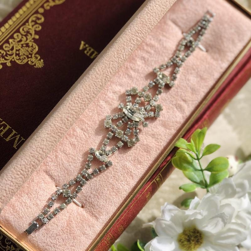 Vintage Mid-Century Elegant Diamontè Ribbon Cocktail ]Bracelet - 7" (MT1963-1)