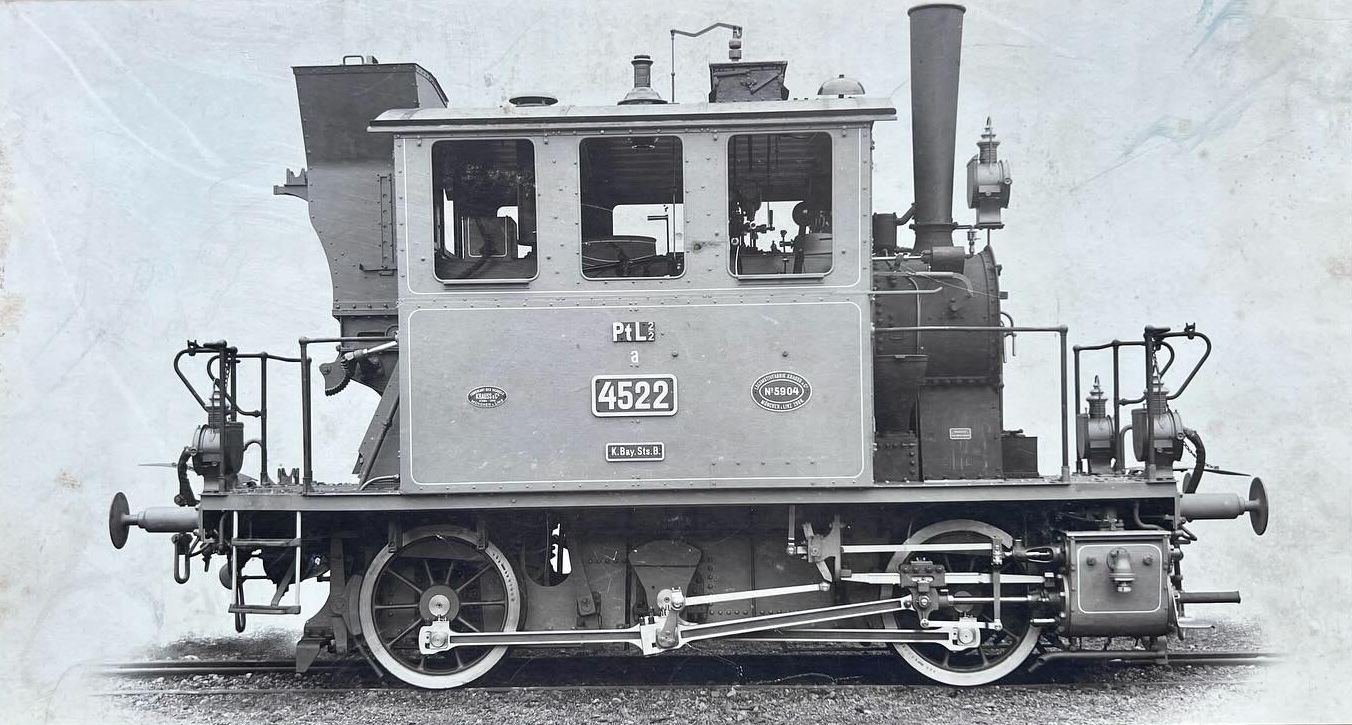 Roco Ptl 2/2 of the k.bay.sts.b (Glaskasten) DCC Sound 