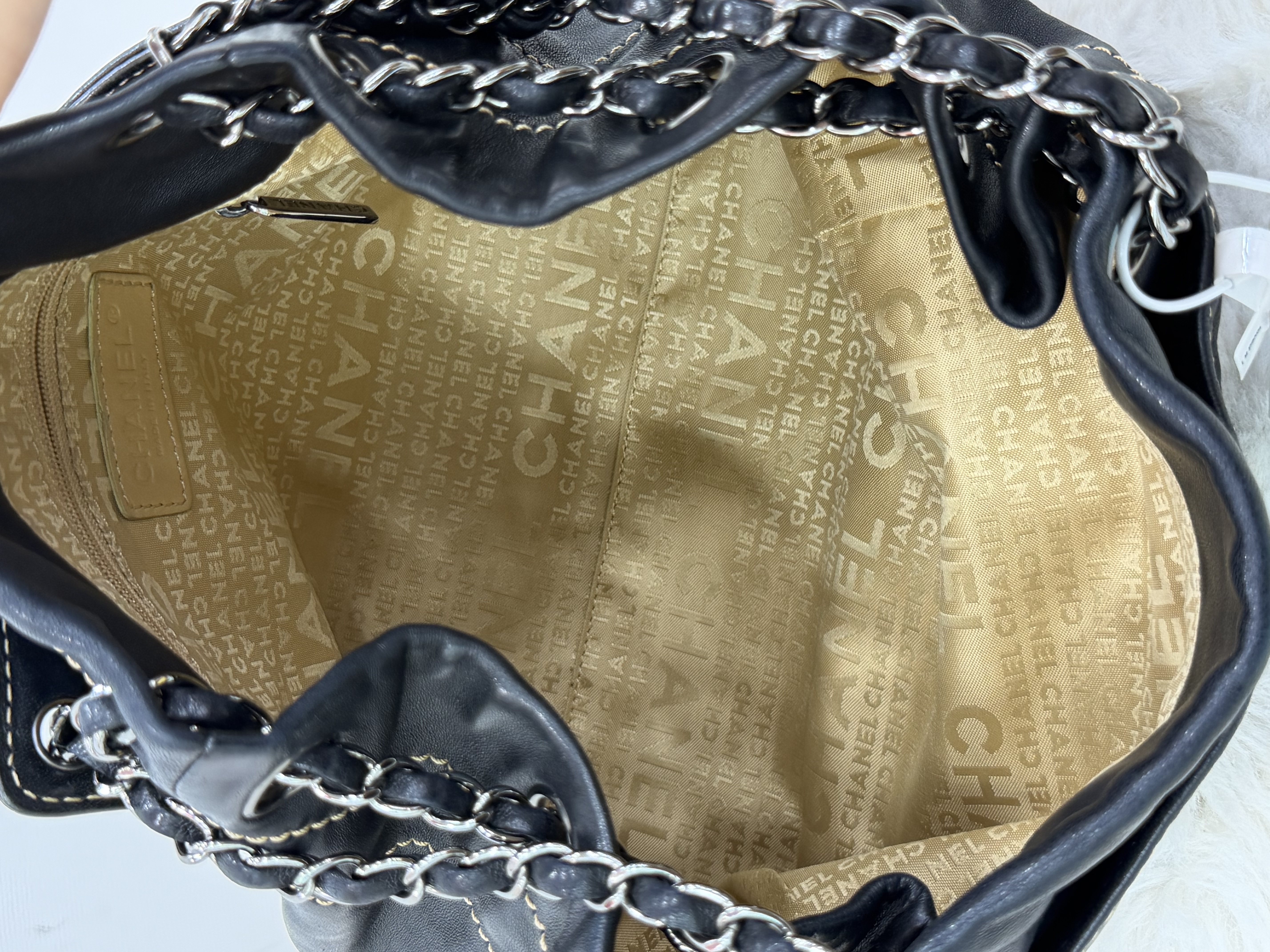 直播貨品 |  [1個-$100 2個-$300］C9