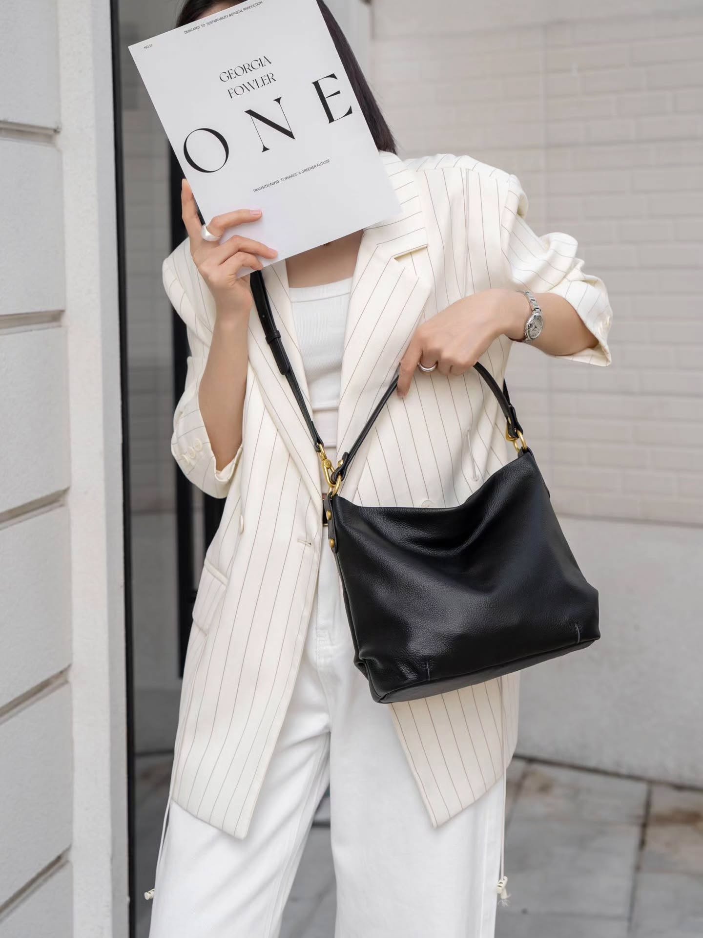 7003# 垂感水桶包腋下包🇨🇳