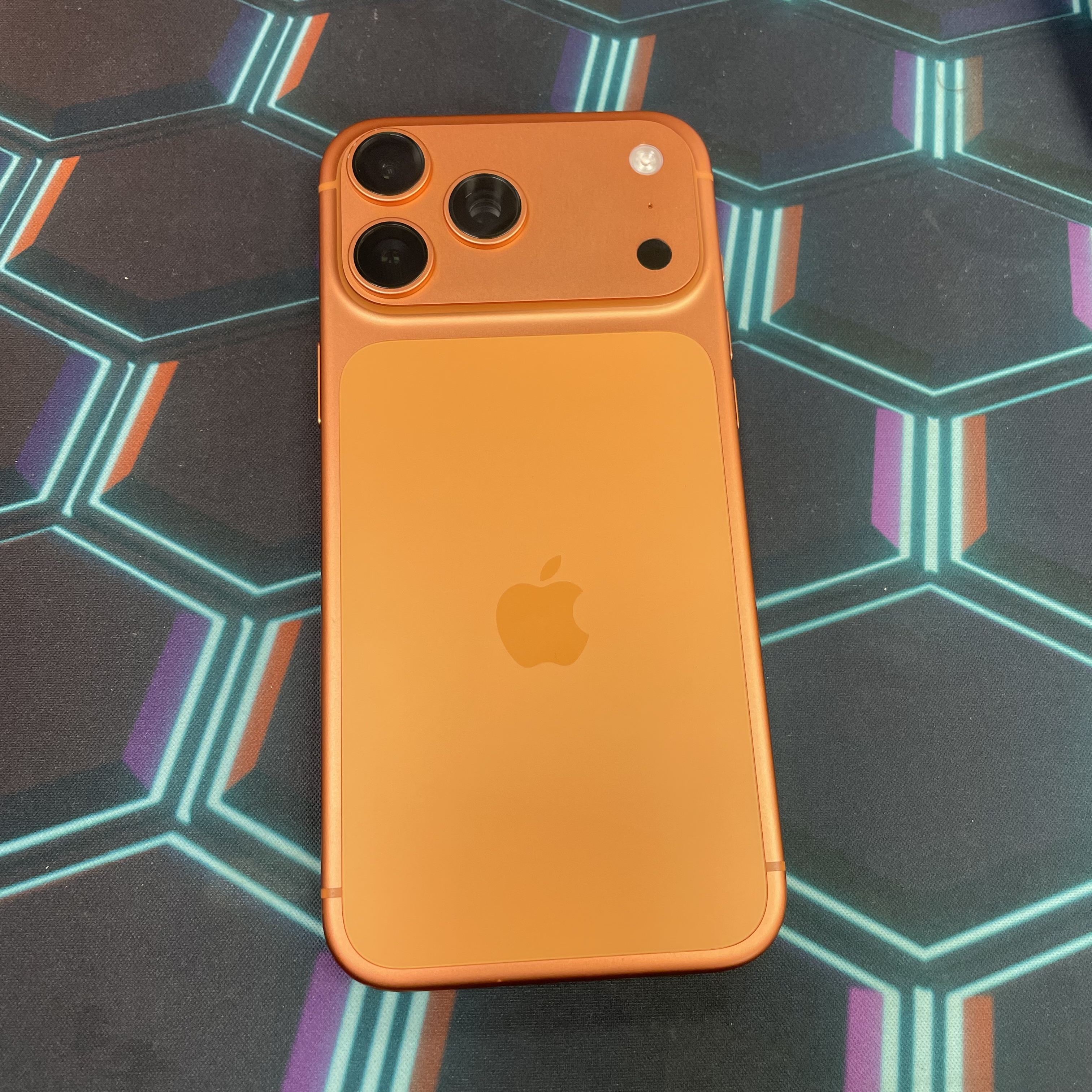 *8359 17 pro max 完美機 256GB 電100 橙色 orange