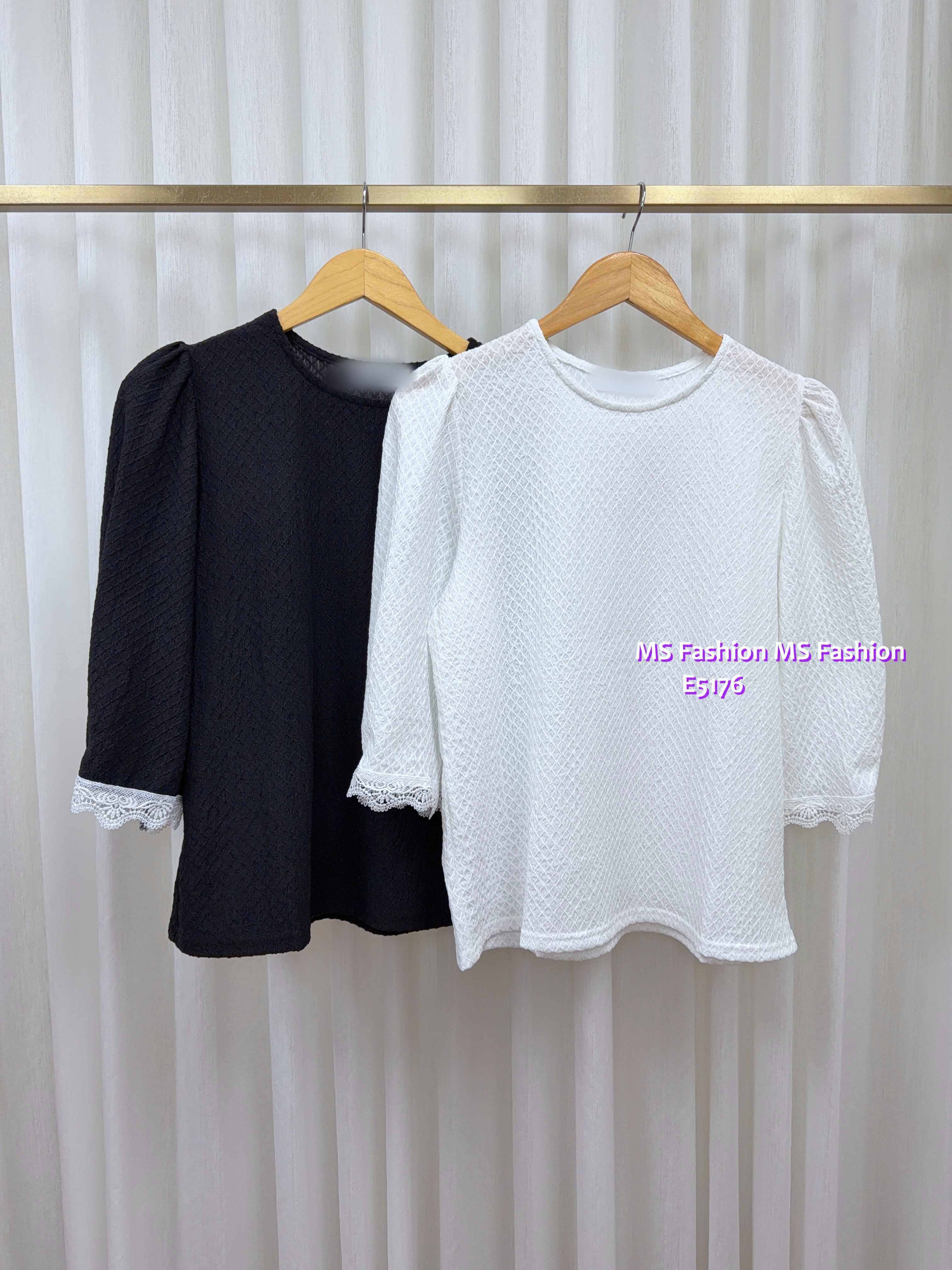E5176 暗格紋lace袖top