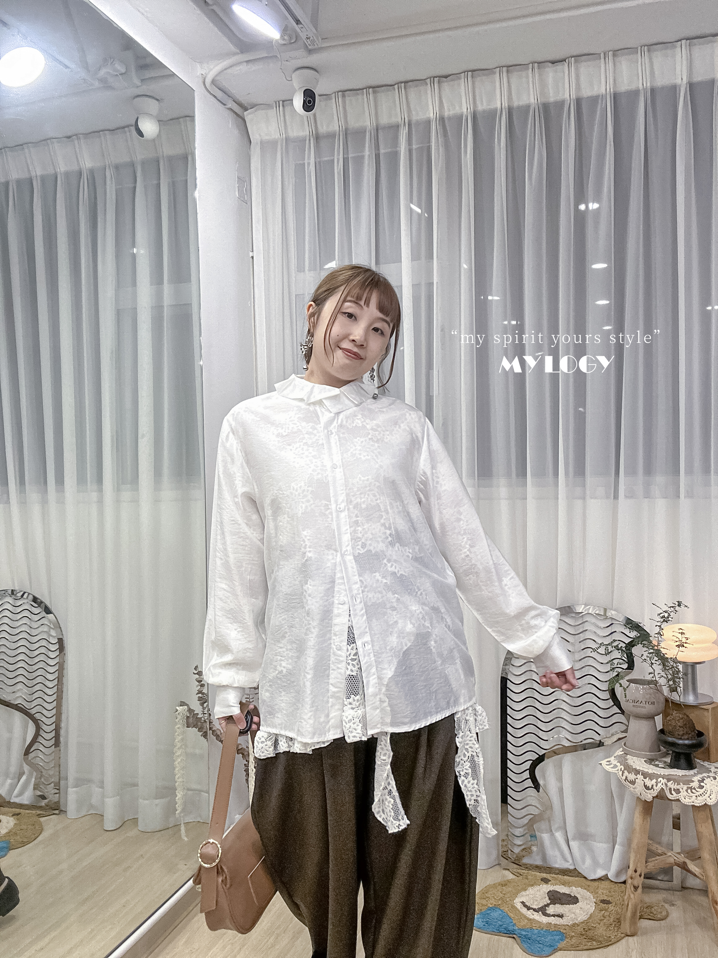 製造層次感～針織花花斜CUT內搭 IL0005