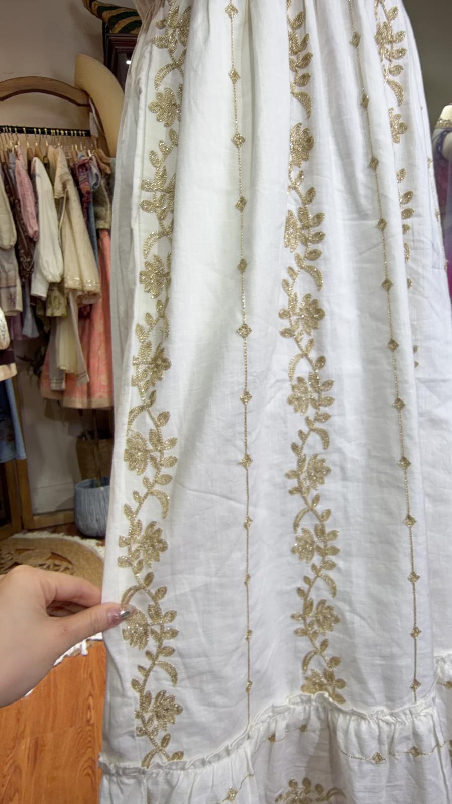3029 White Golden Fafa Emb OP 49"