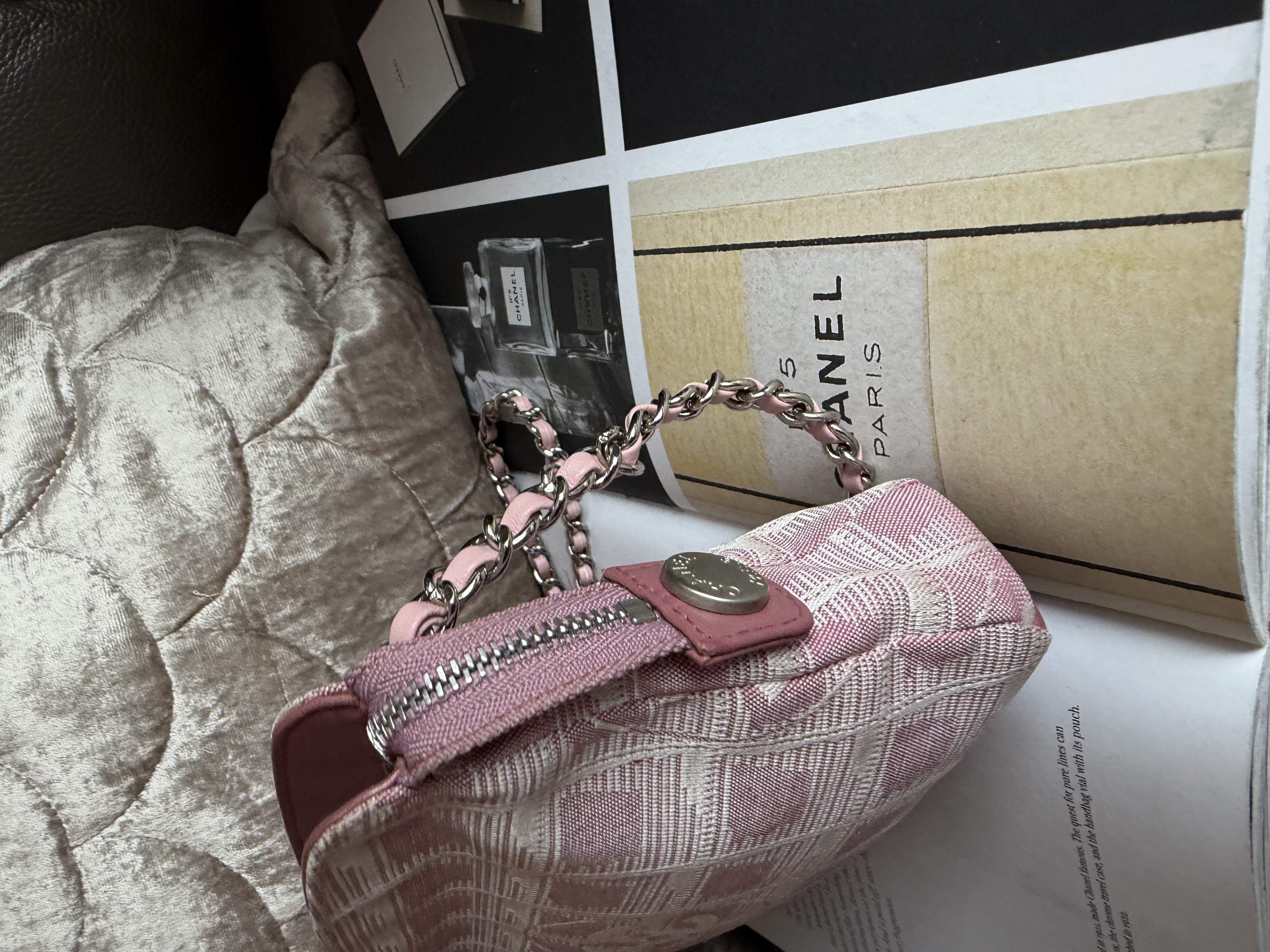 vintage chanel pink vanity bag 