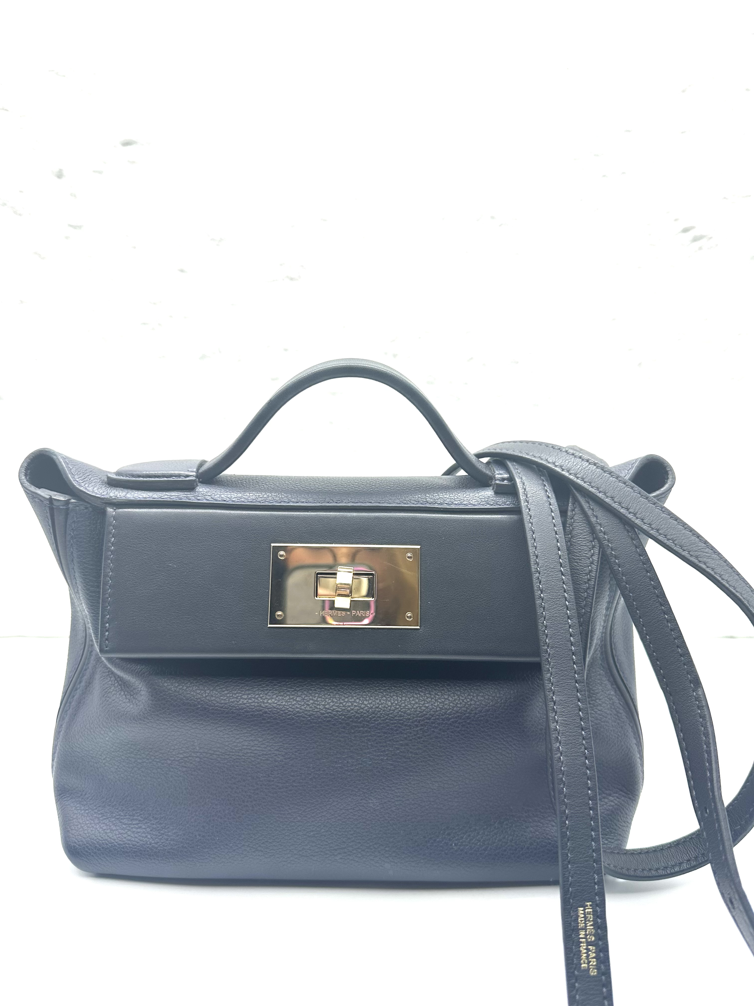 Pre-Owned HERMÉS Mini bag in Noir black Stamp U / Product Code: 26051302
