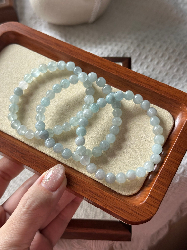 海蓝宝 ｜Aquamarine 