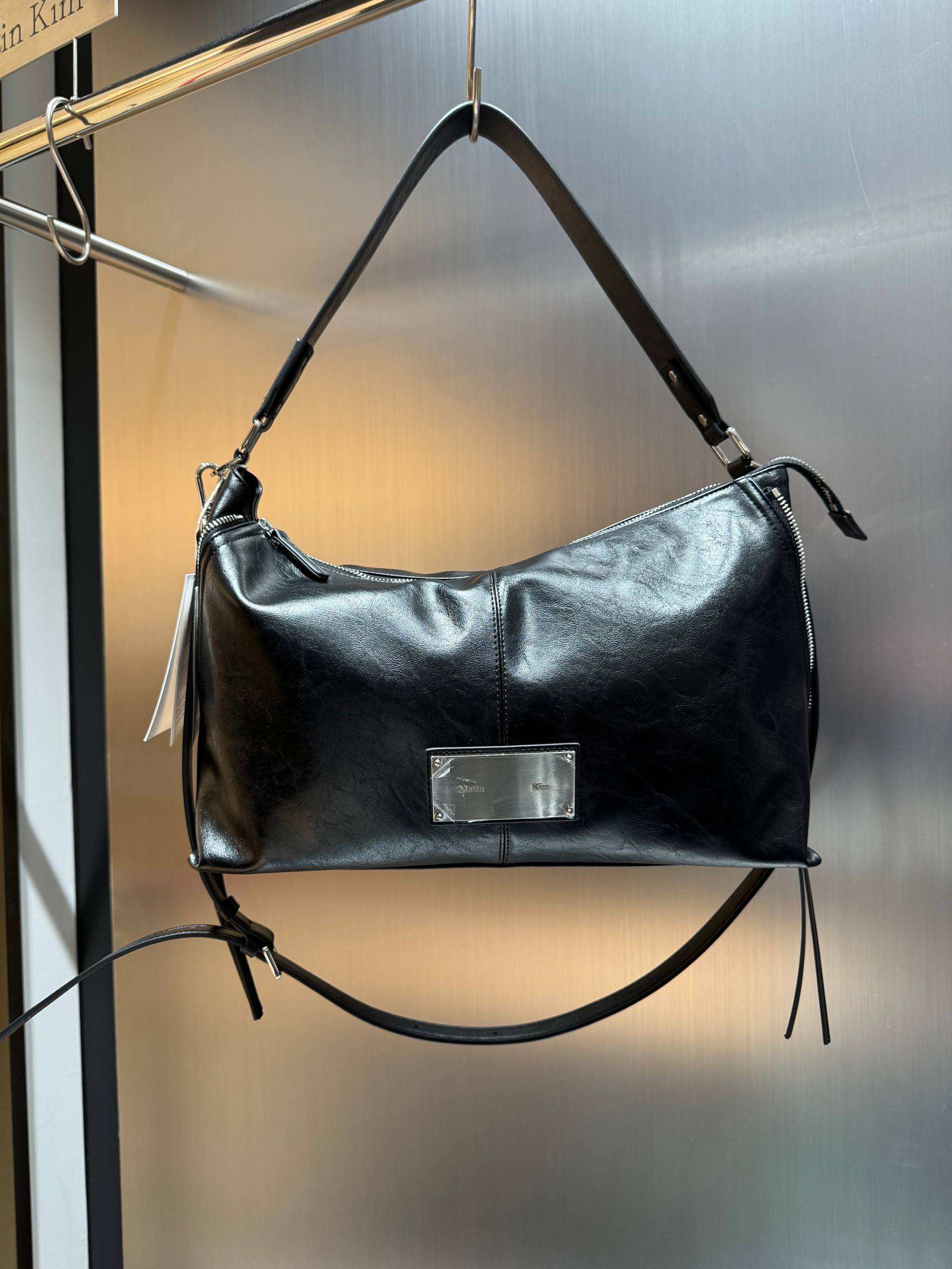🇰🇷MATIN KIM 黑武士单肩包✨