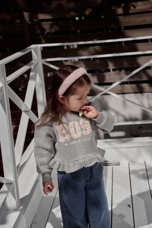 Momoann | Bonnie Sweatshirt