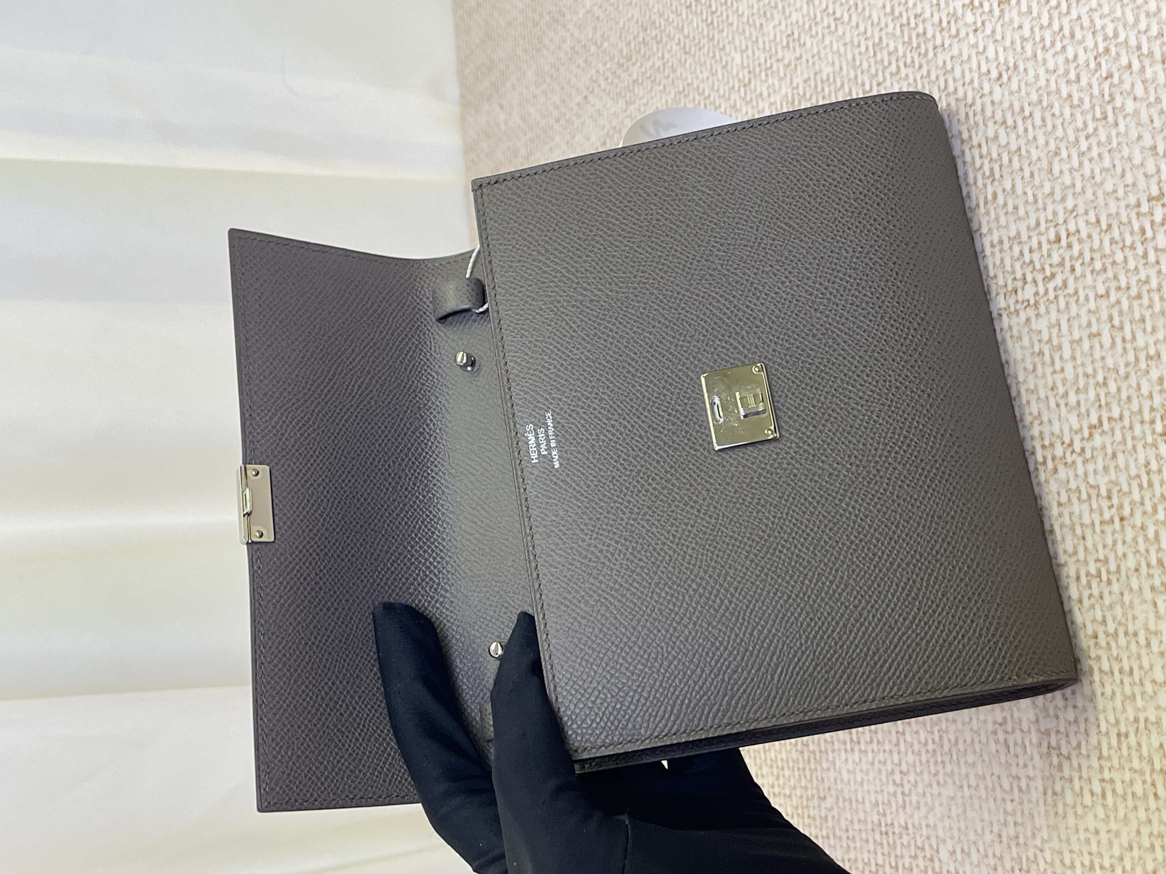 Pre-owned Hermes Clic16/ Stamp C/ Product Code: 26030709