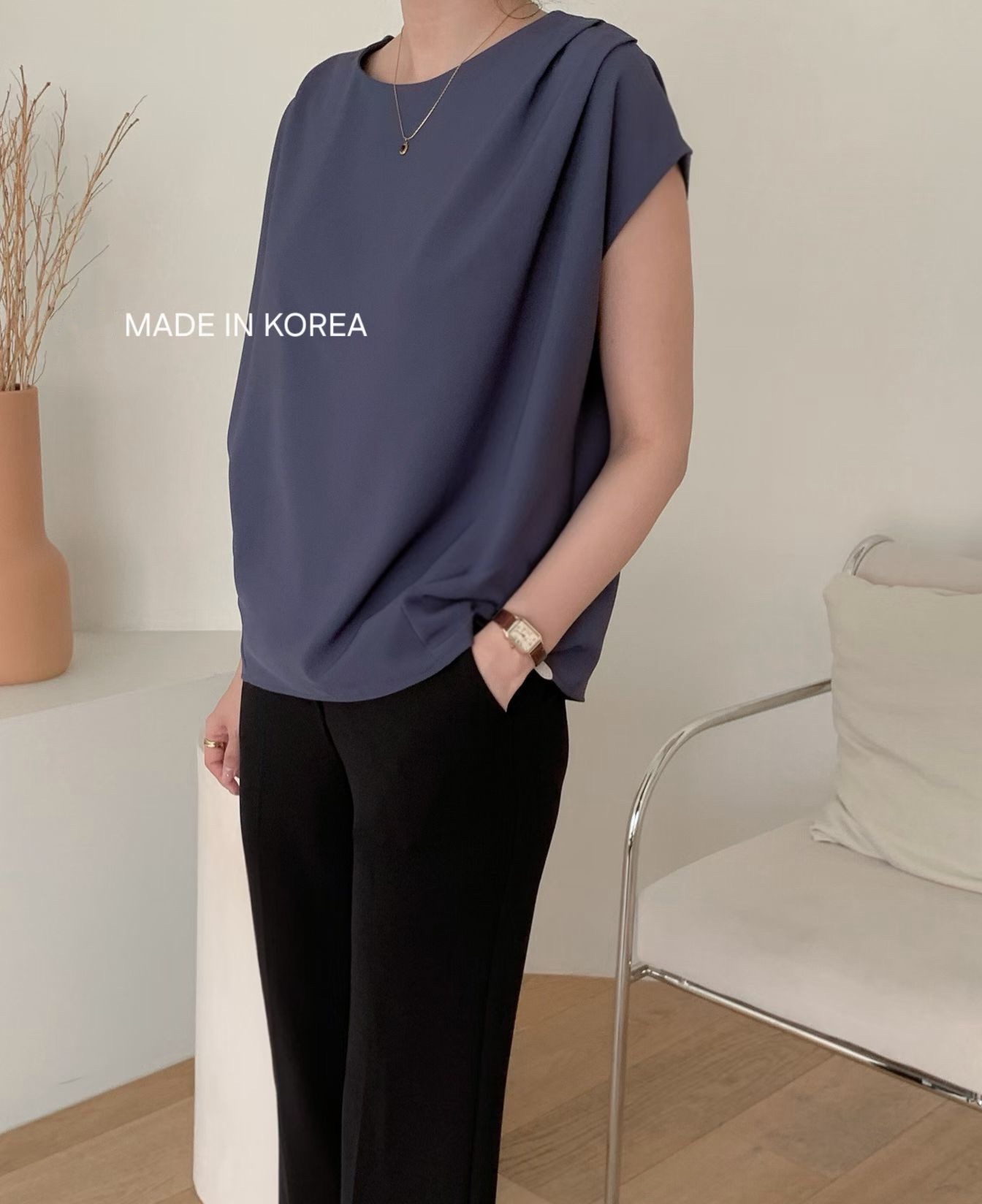 G6178 韓國🇰🇷靚料淨色打皺top