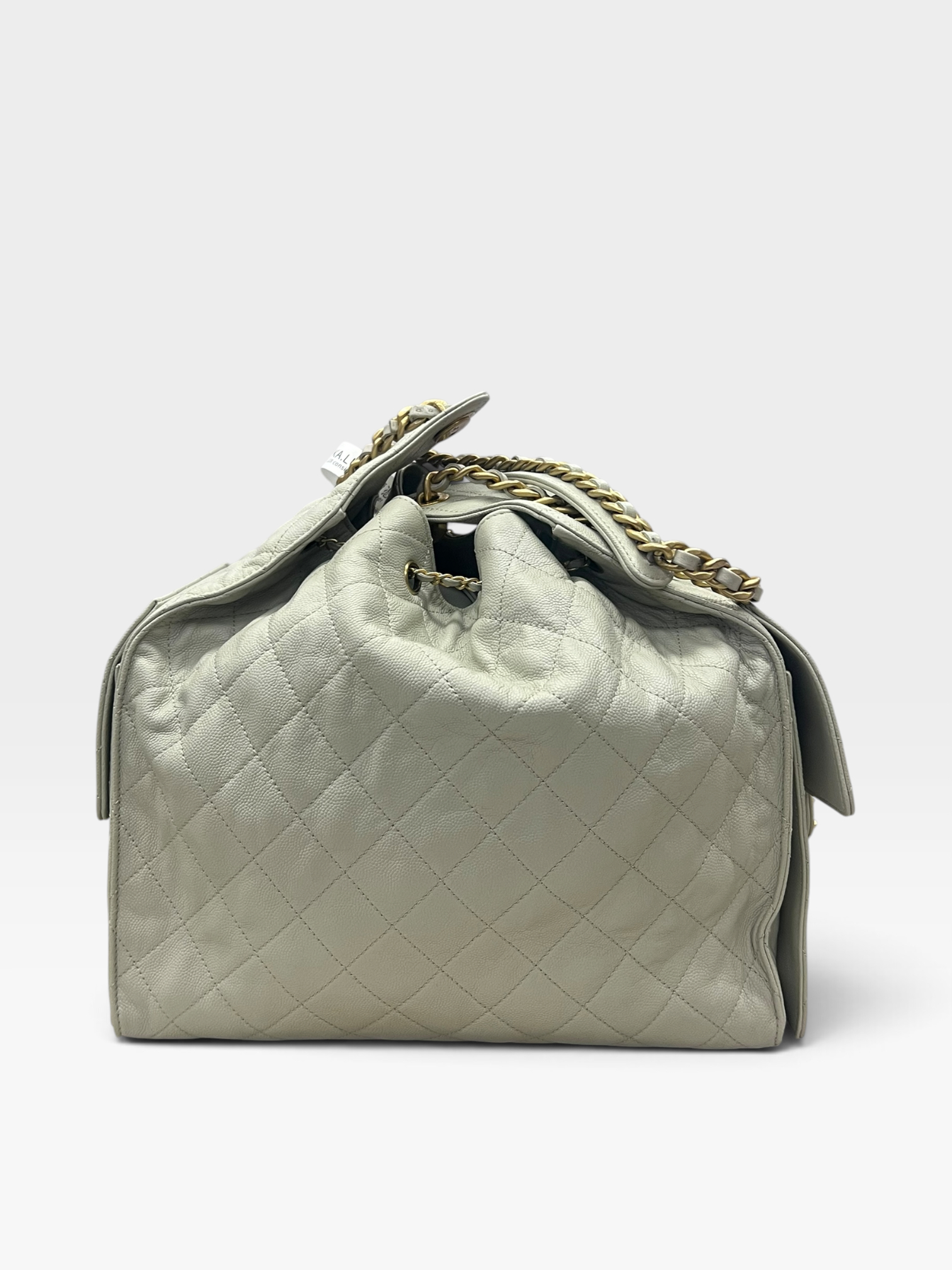 Pre-Owned CHANEL 25 Medium Handbag / Product Code: 090308