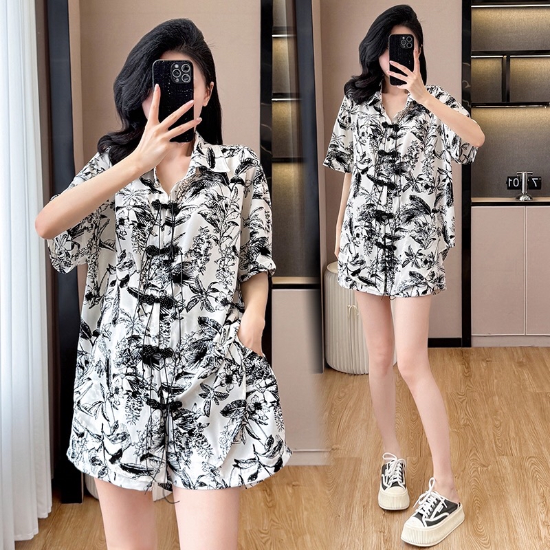 B183(6075) 新中式水墨印花国风前排盘扣开衫上衣与短裤杏套装