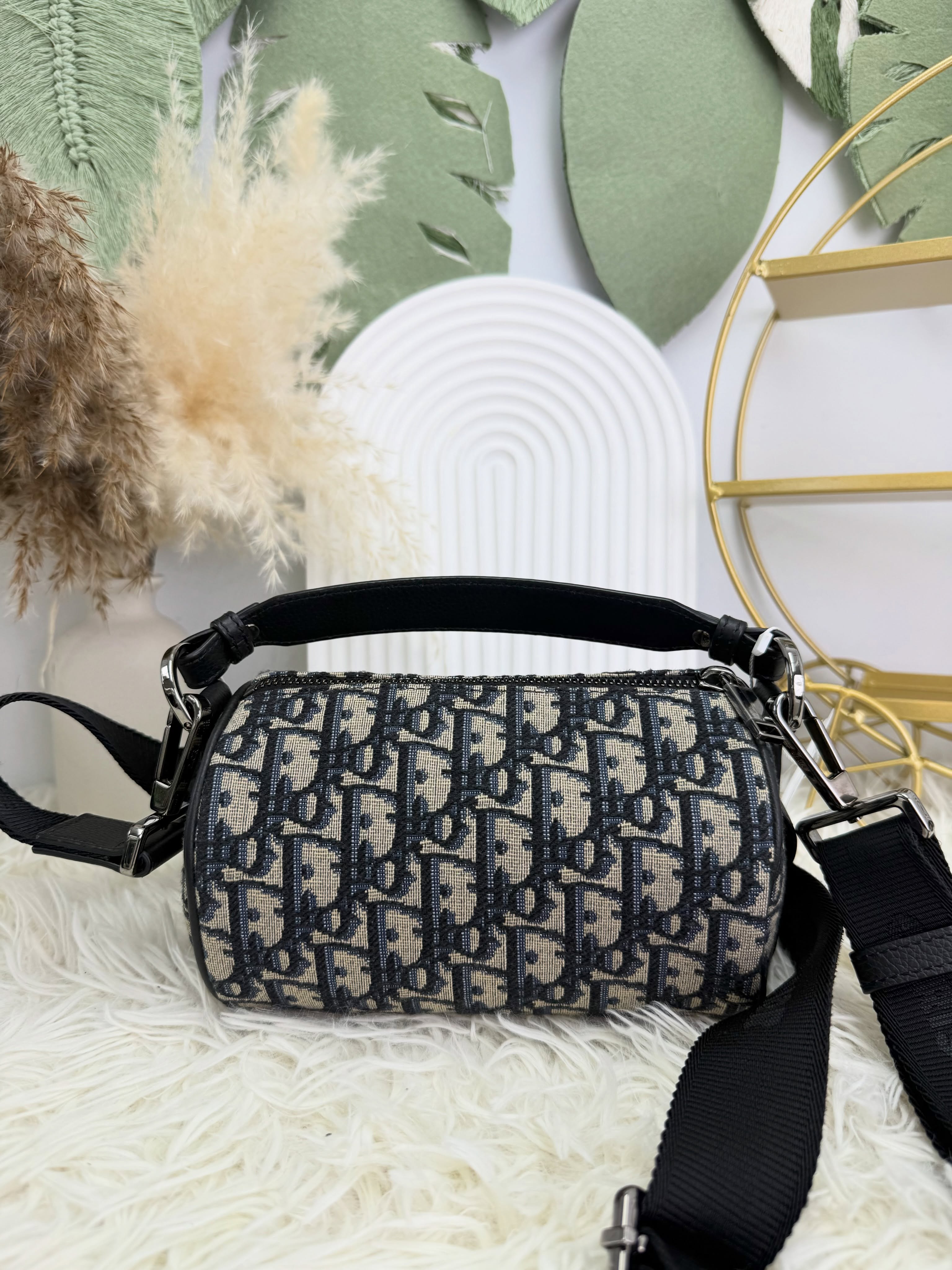 Dior👜 PRE OWNED 🛍️mini roller 老花圖筒包🖤