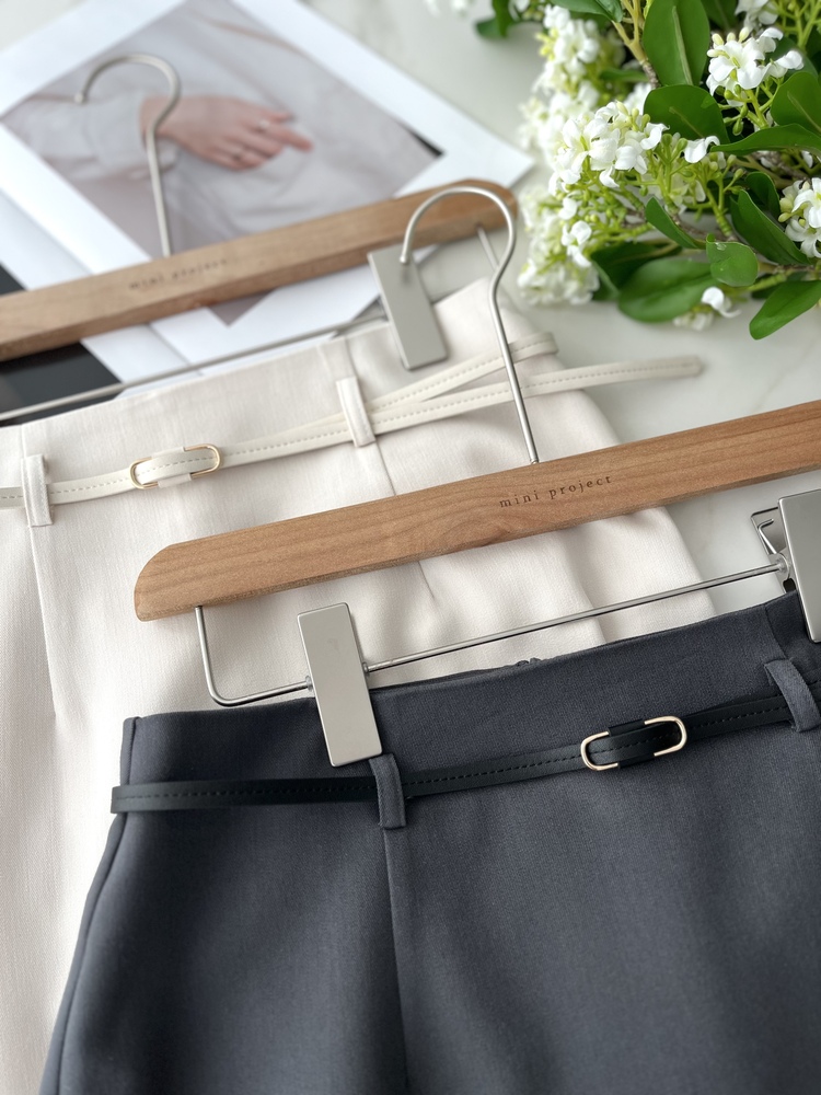 Atelier Belted Skirt (Charcoal)