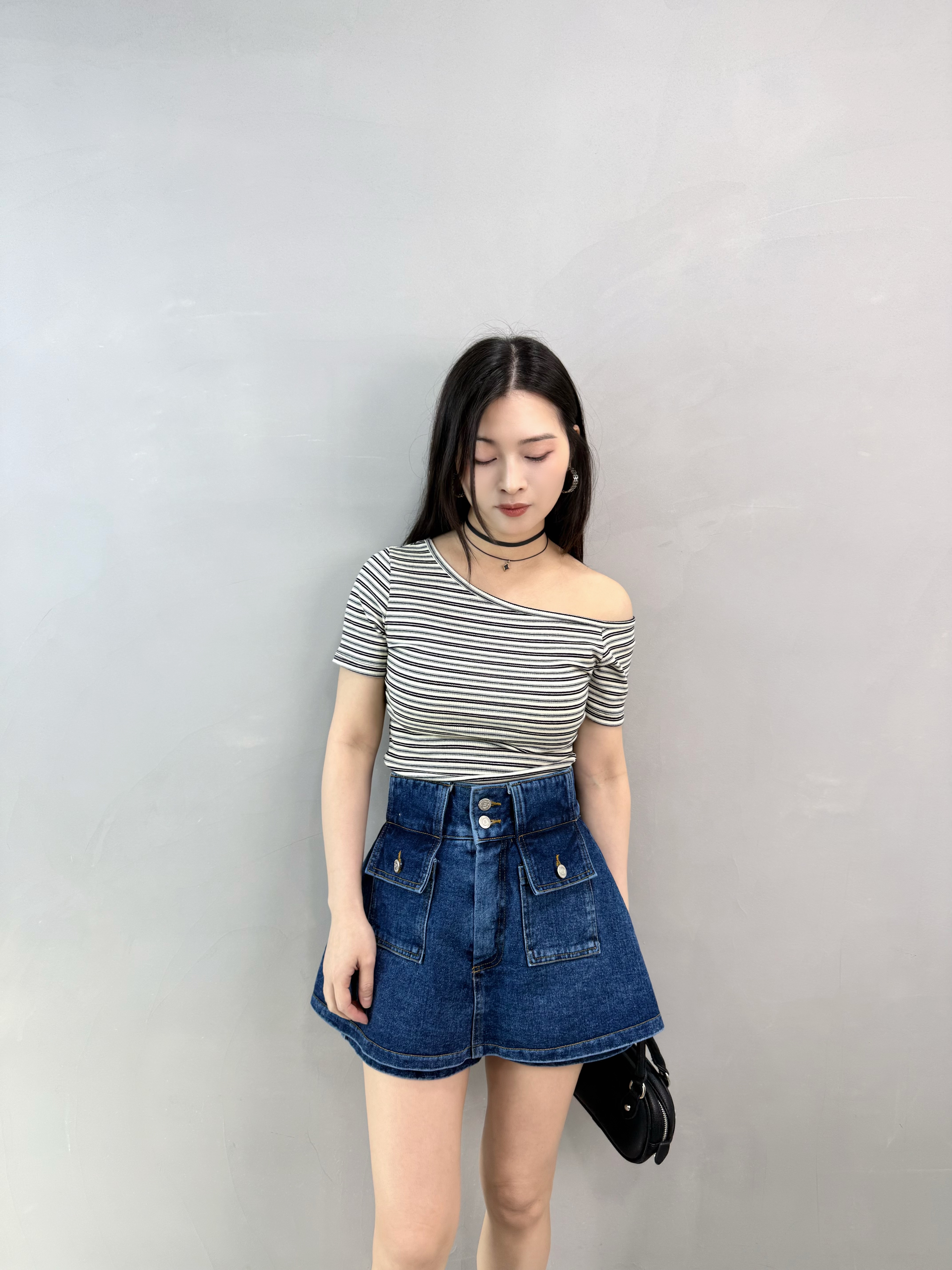 K67 單邊露膊橫間Top