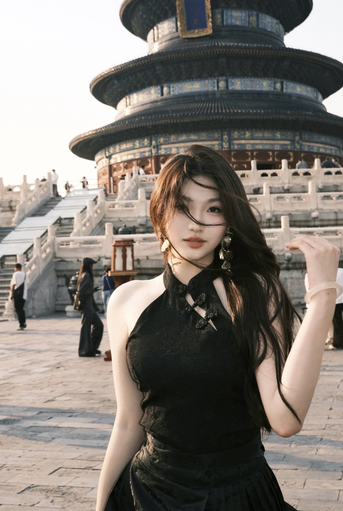 TP524提花挂脖短款上衣