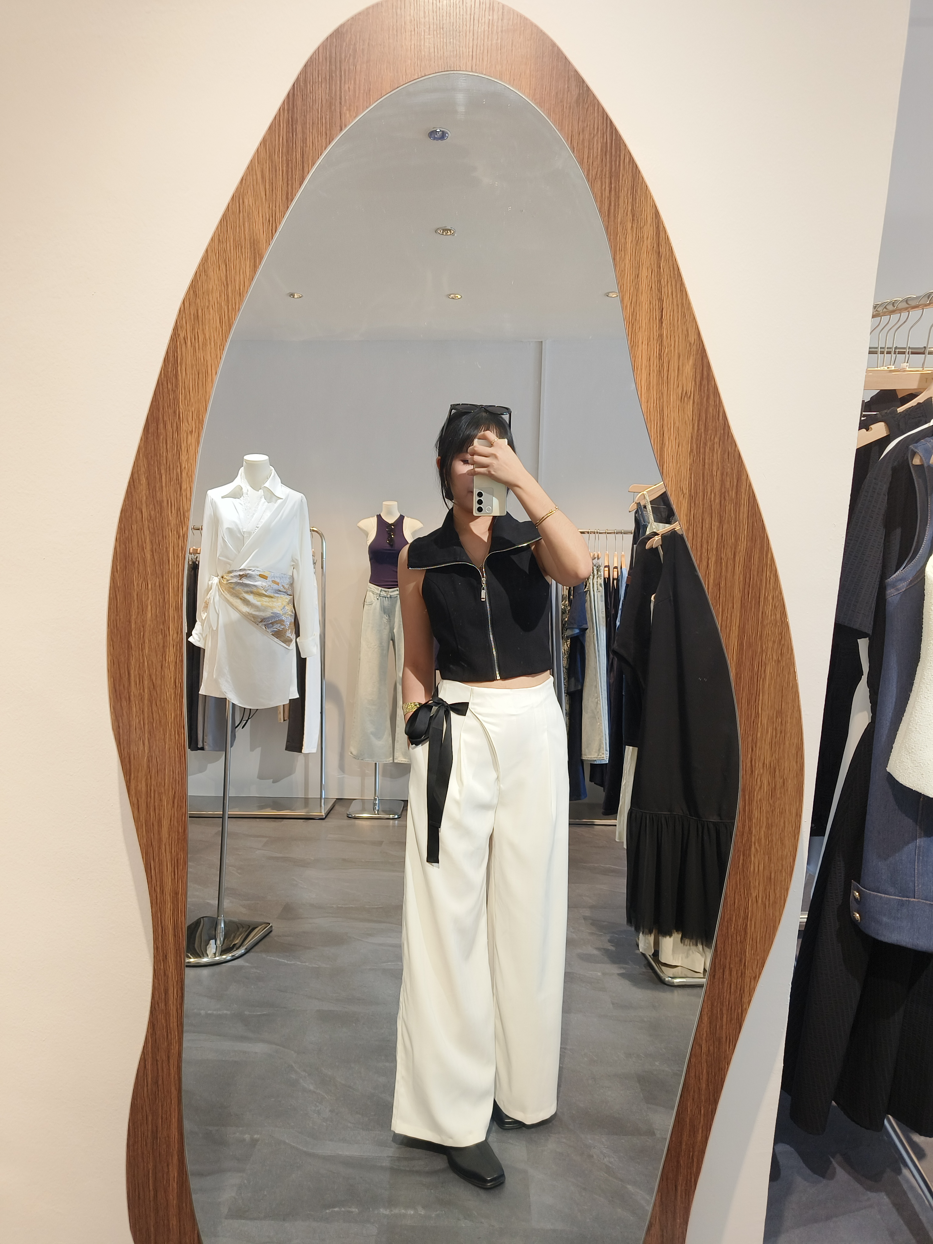 侧边绑带米白长裤 Side Tie Trousers