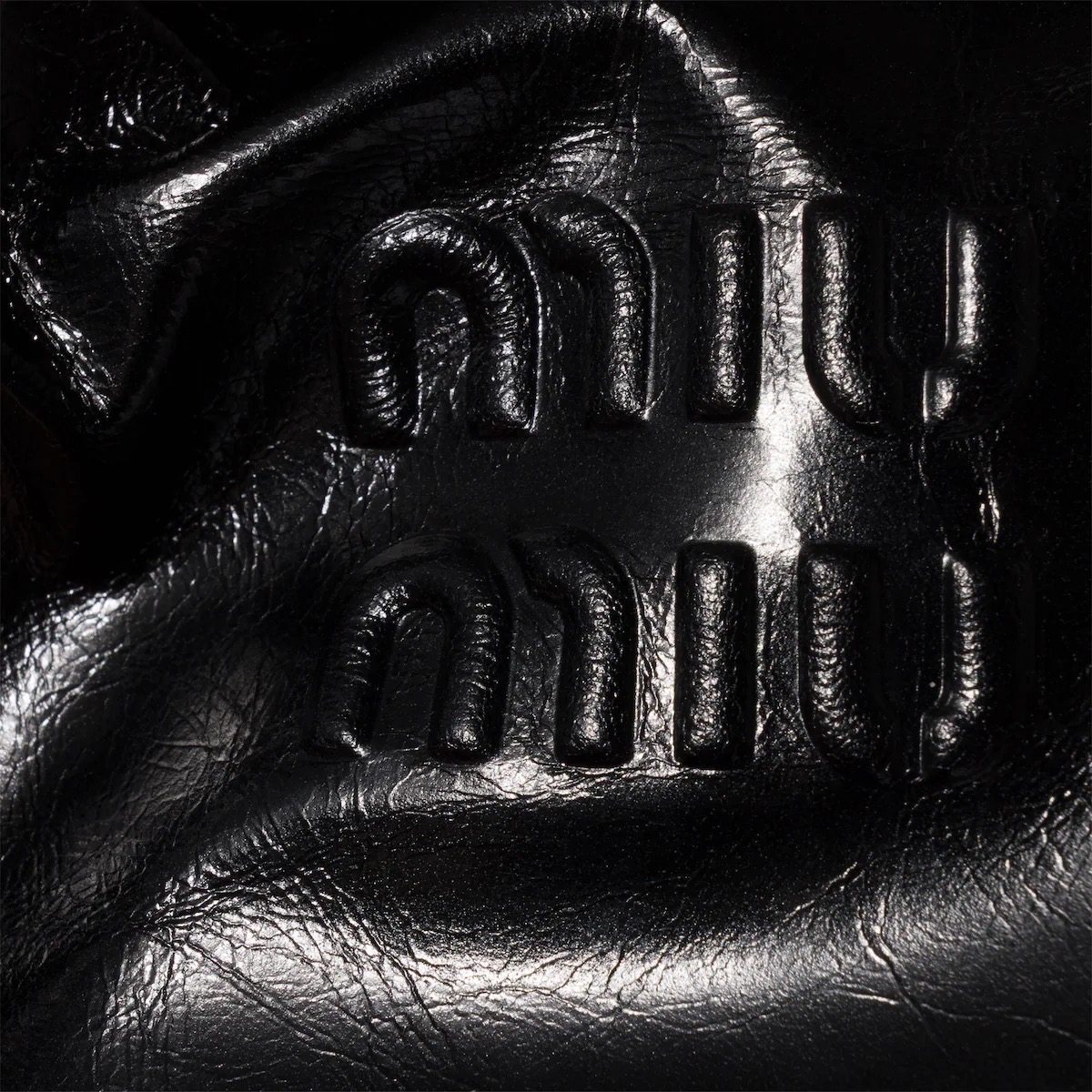 Miu Miu 女士 拉鍊手提包均碼碼35cm*16cm*19cm