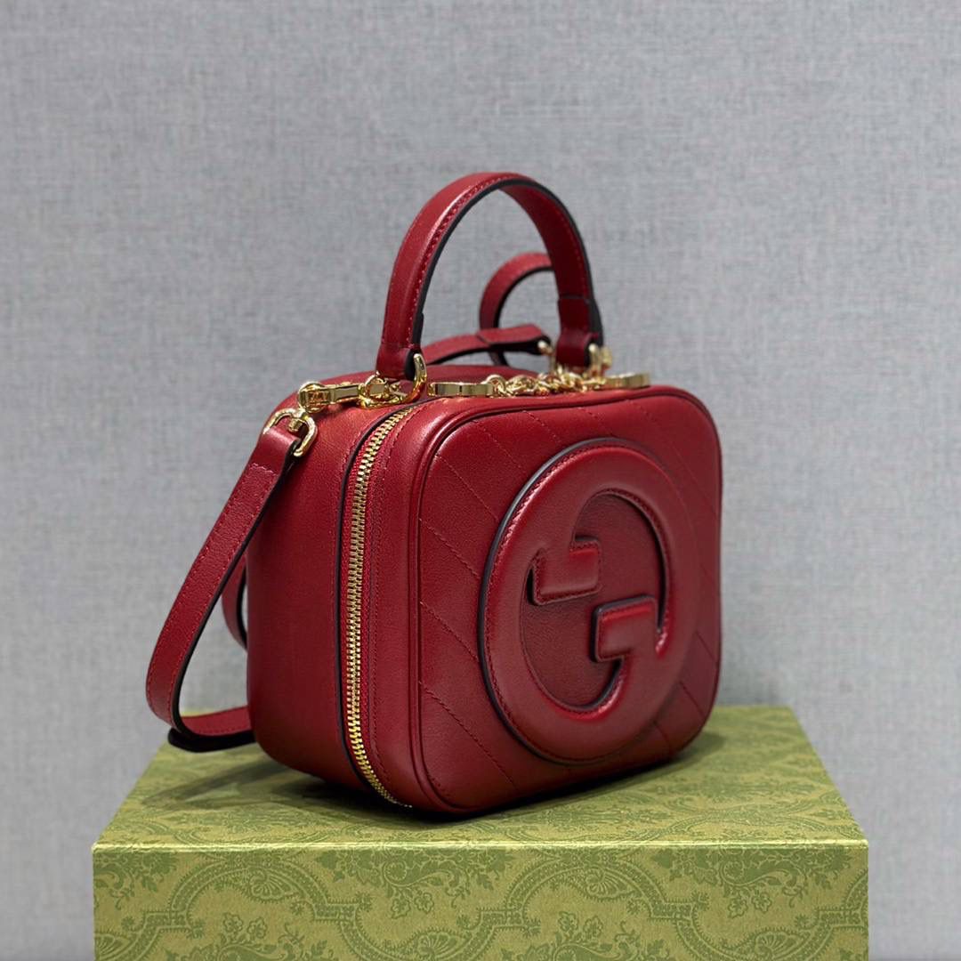 ▪大货实拍 𝐆𝐮𝐜𝐜𝐢 𝐁𝐥𝐨𝐧𝐝𝐢𝐞系列产品 型号：744434 尺寸：17*15*9cm