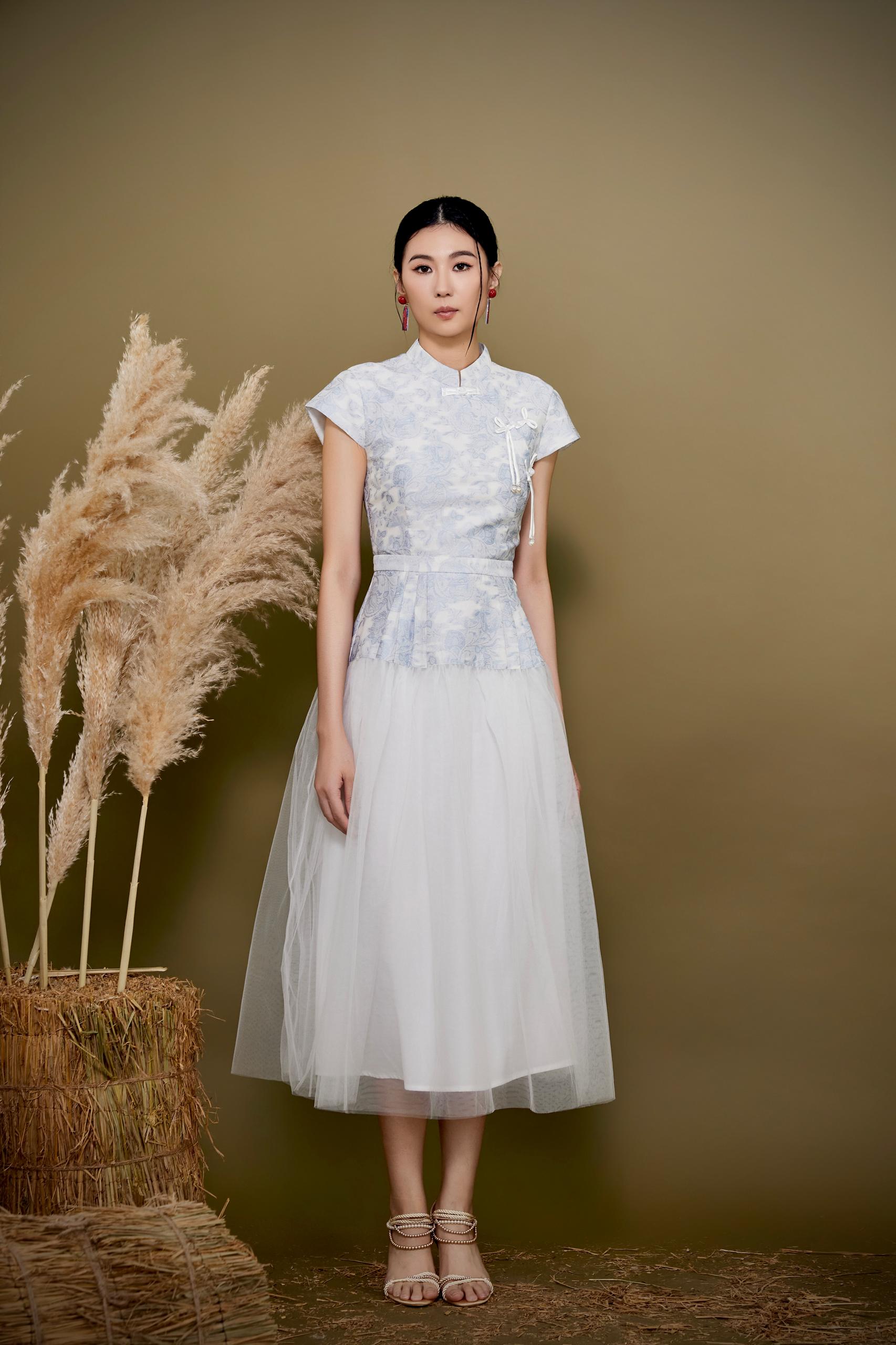 CD2160 XIN YI MESH OVERLAYS ORIENTAL DRESS