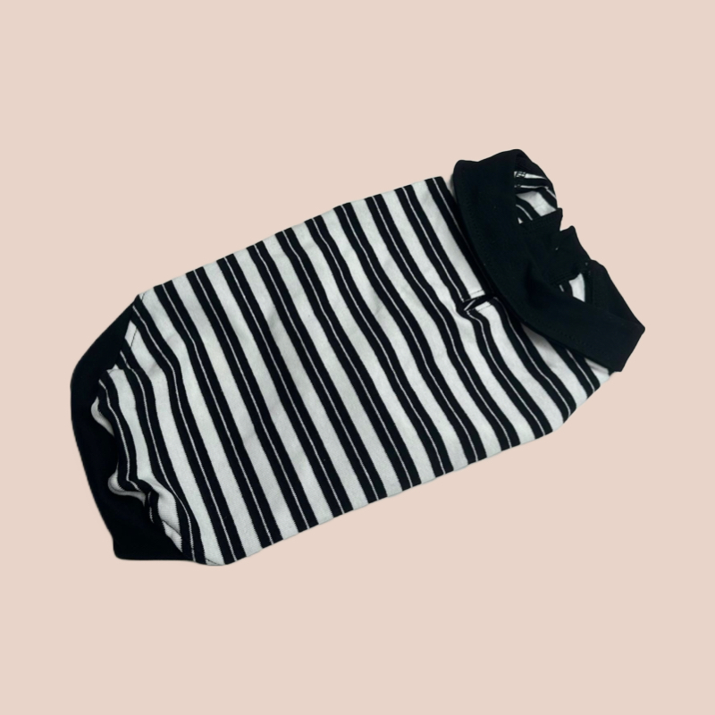 S650   黑白條紋T恤 Black and white striped T-shirt